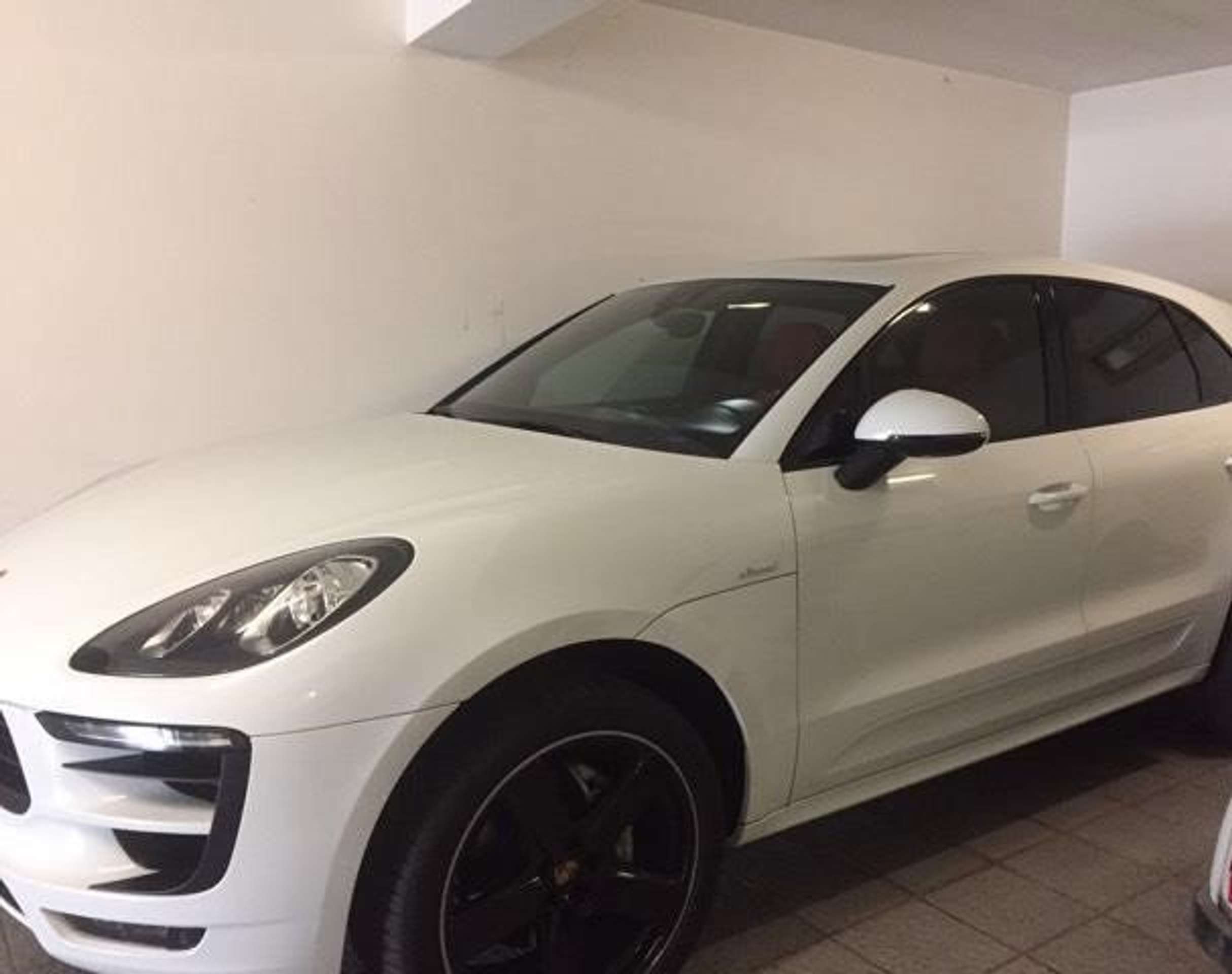 Porsche - Macan