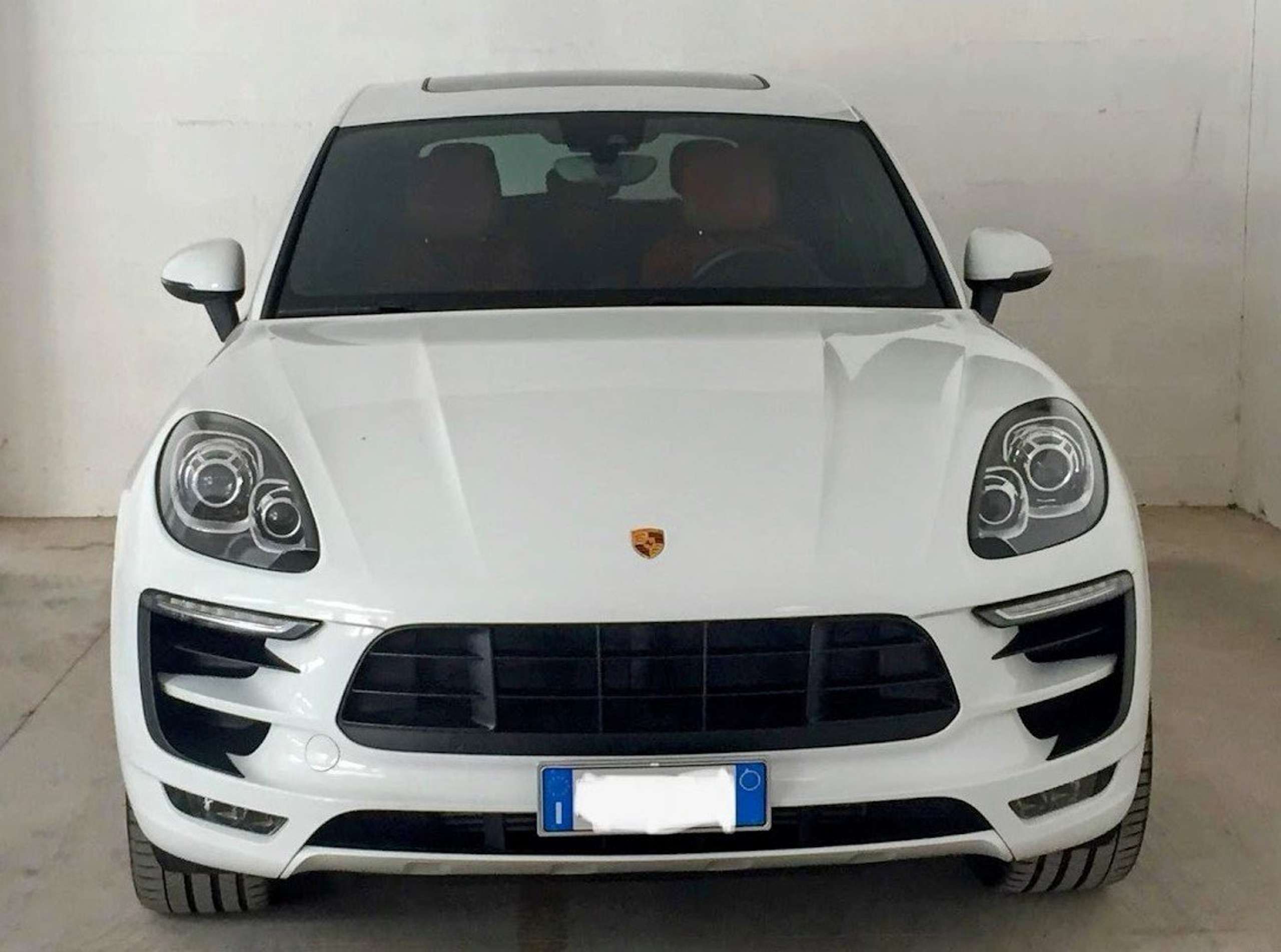 Porsche - Macan