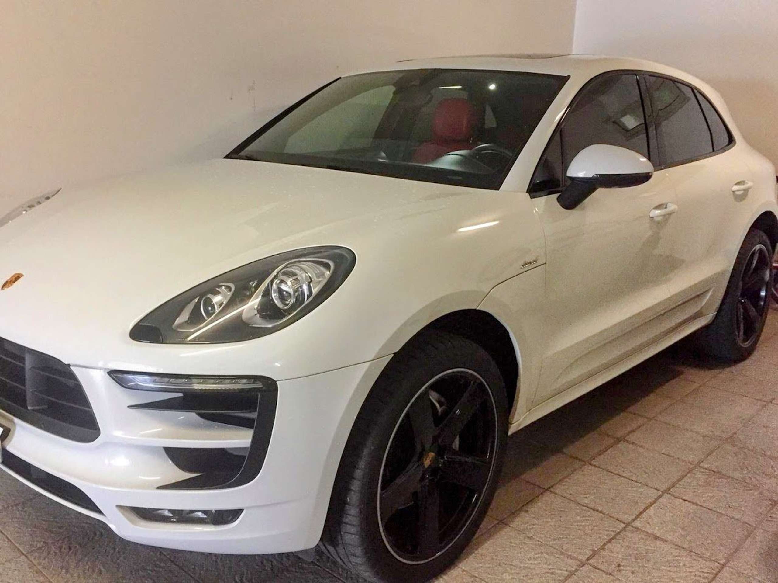 Porsche - Macan