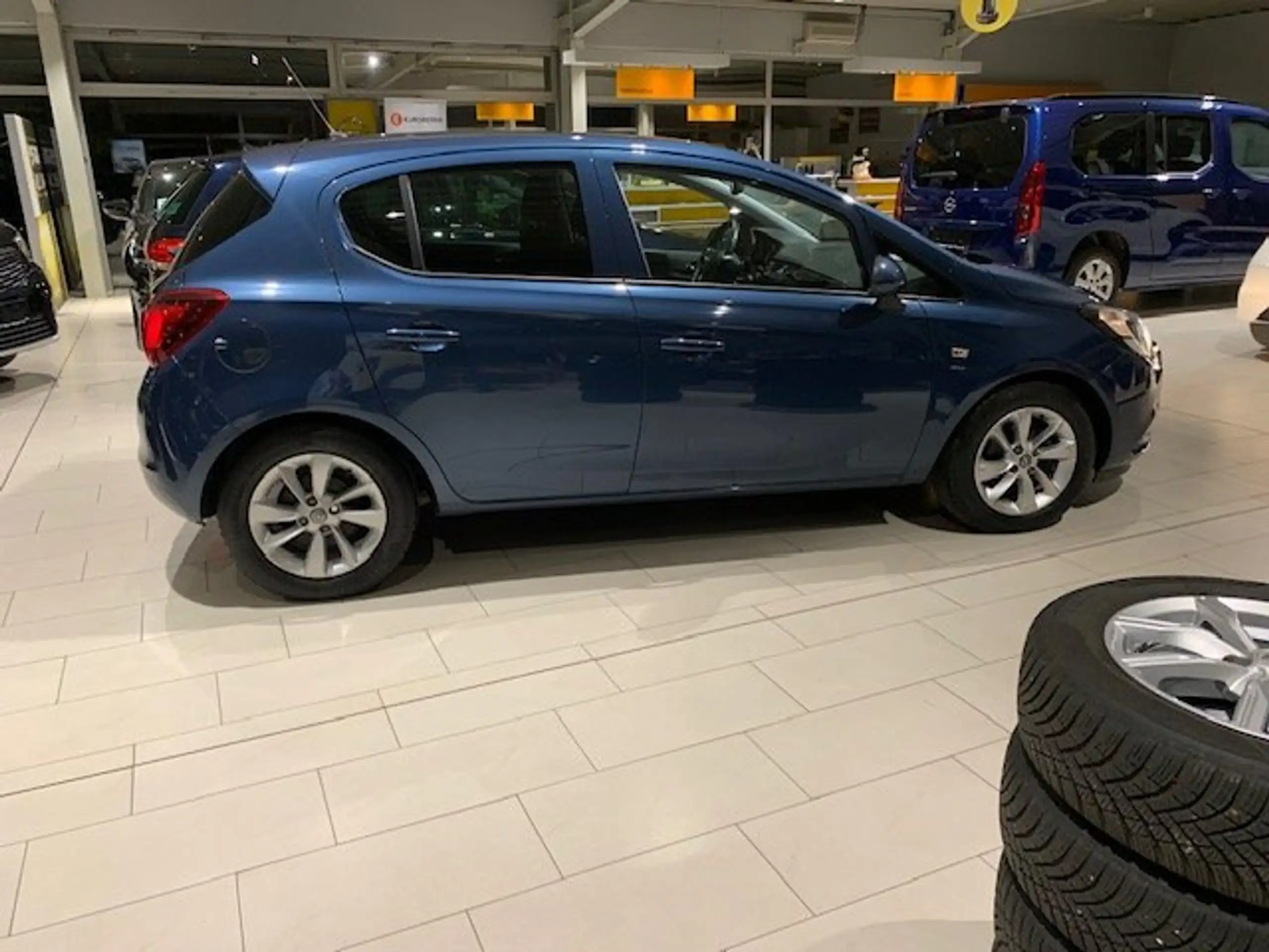 Opel - Corsa