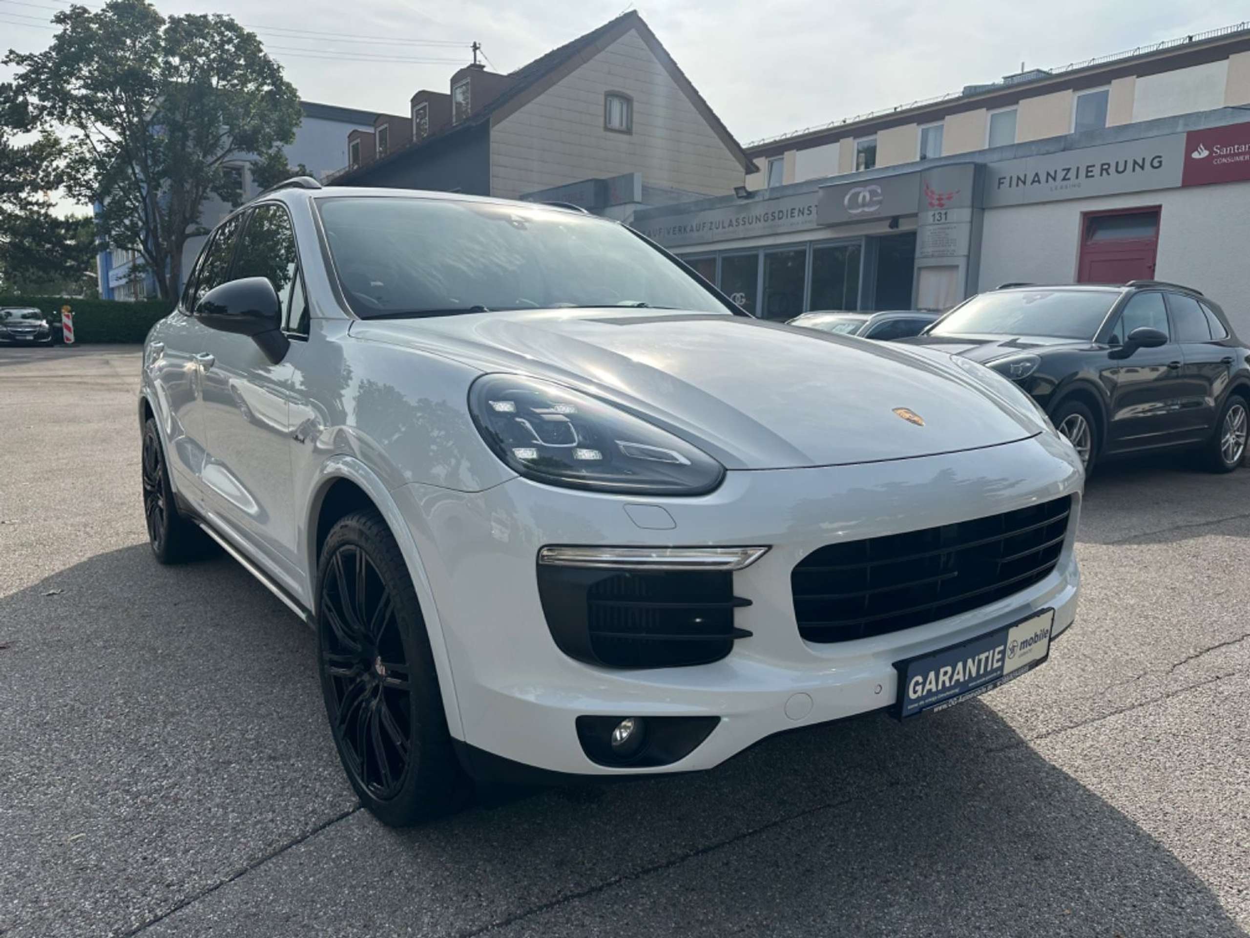 Porsche - Cayenne