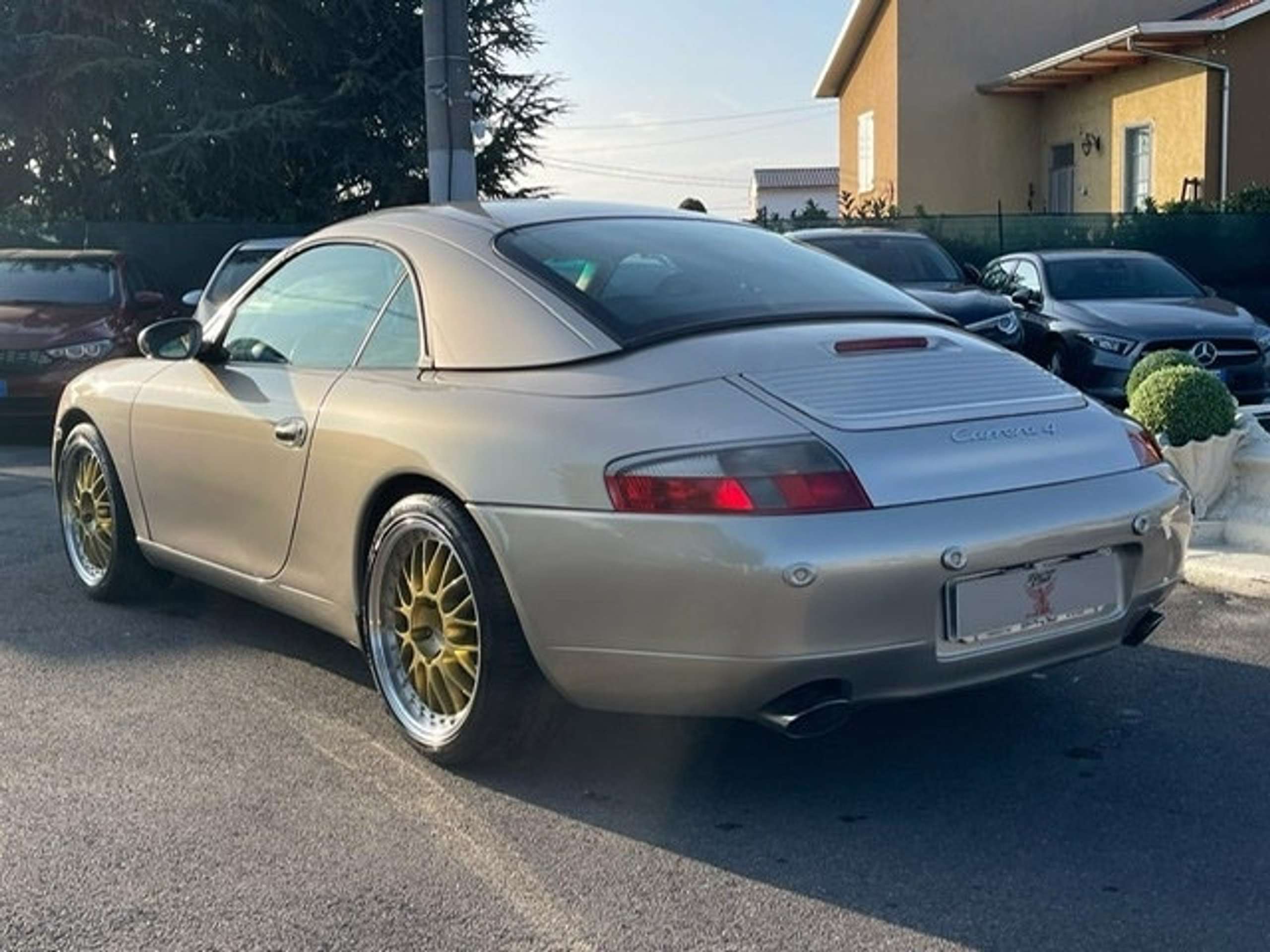 Porsche - 996