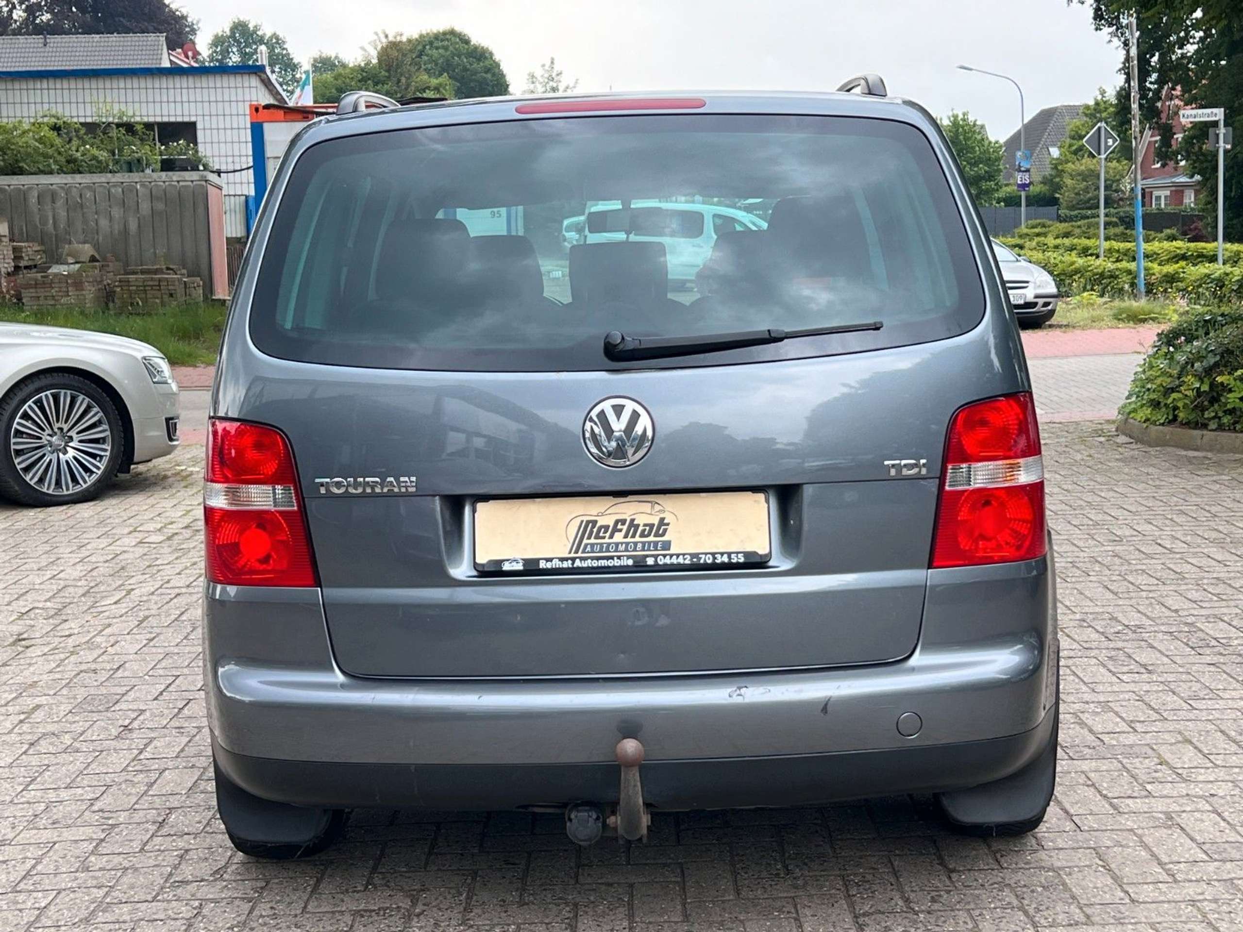 Volkswagen - Touran