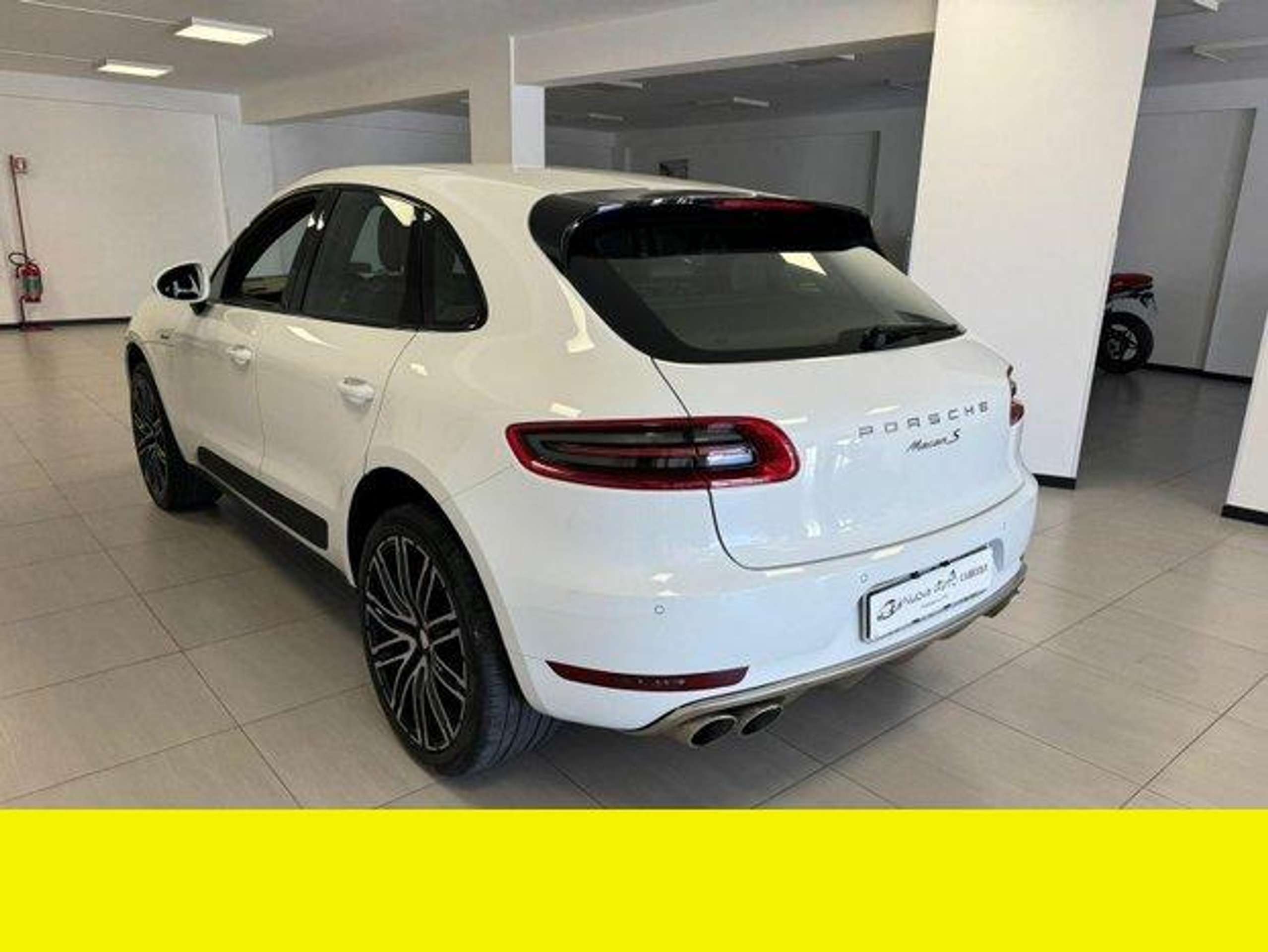 Porsche - Macan