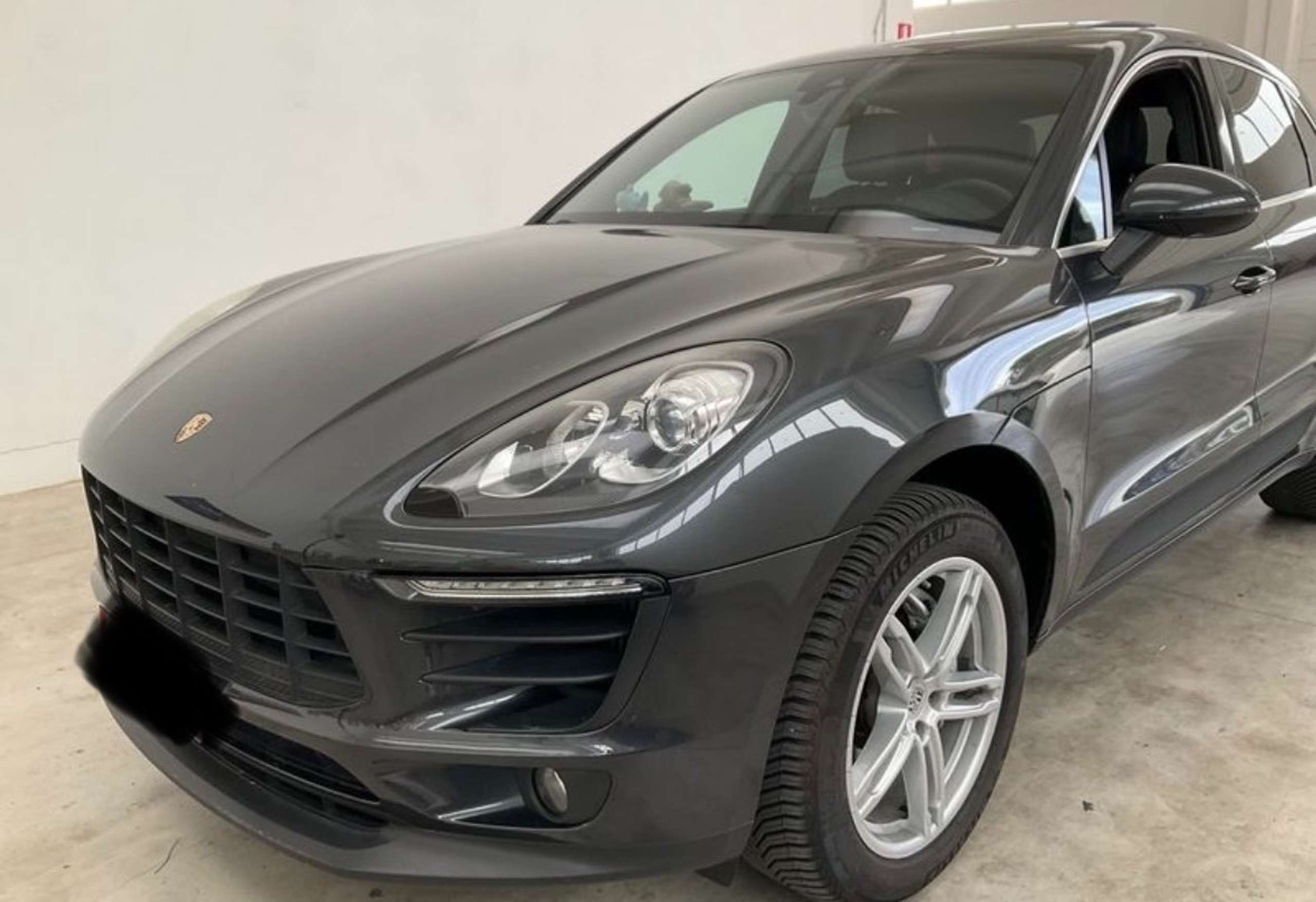 Porsche - Macan