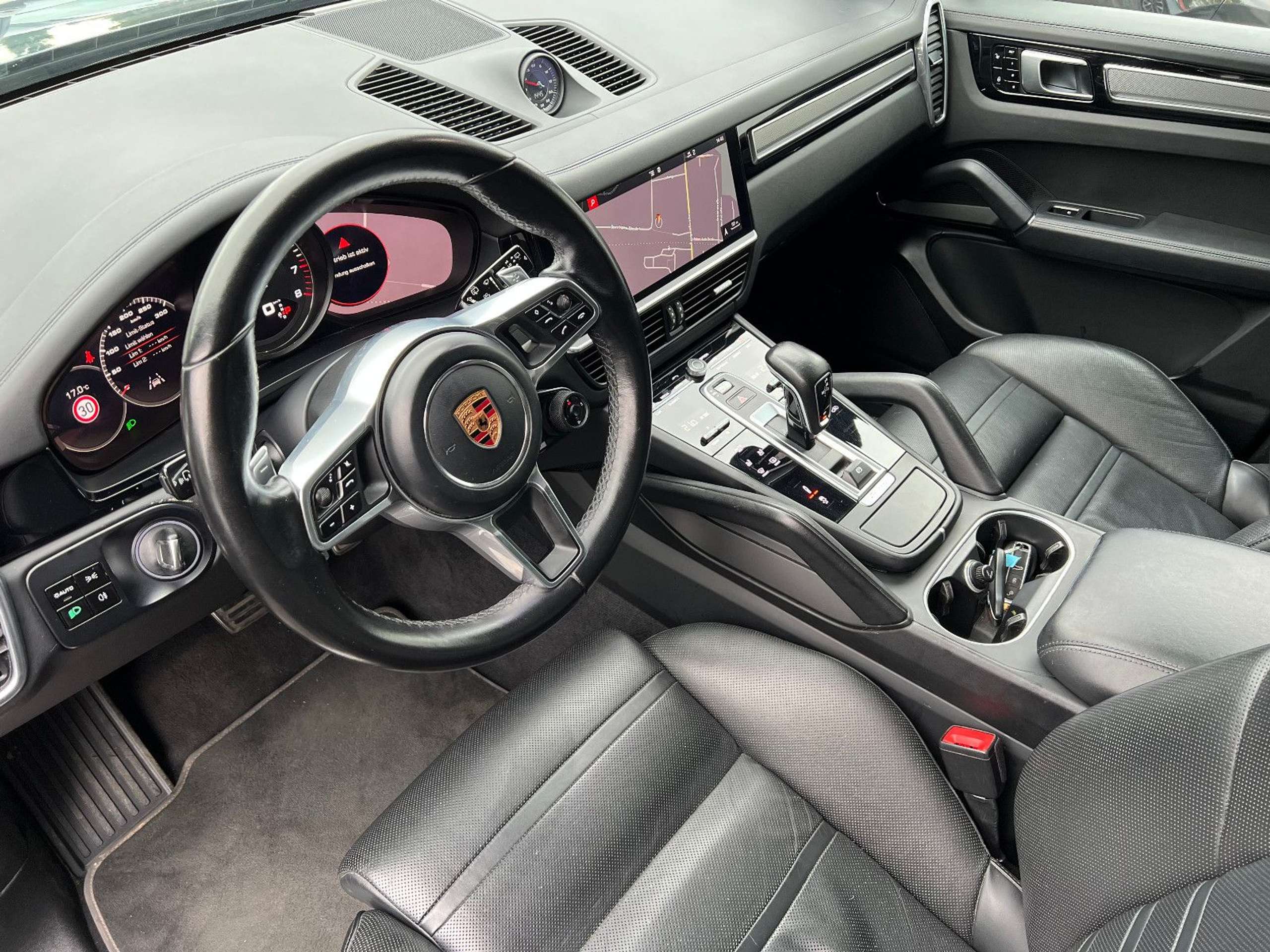 Porsche - Cayenne