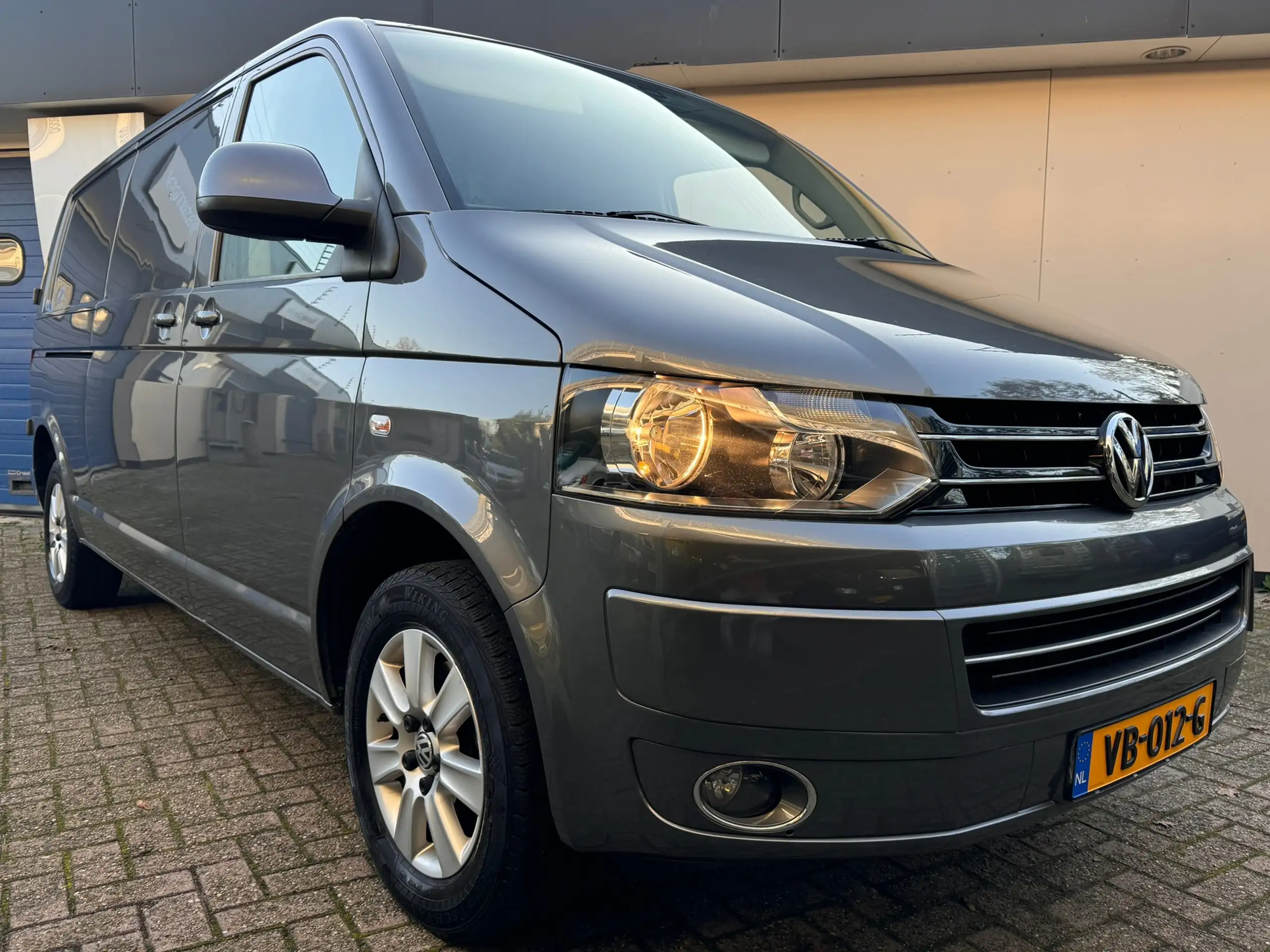 Volkswagen - Transporter