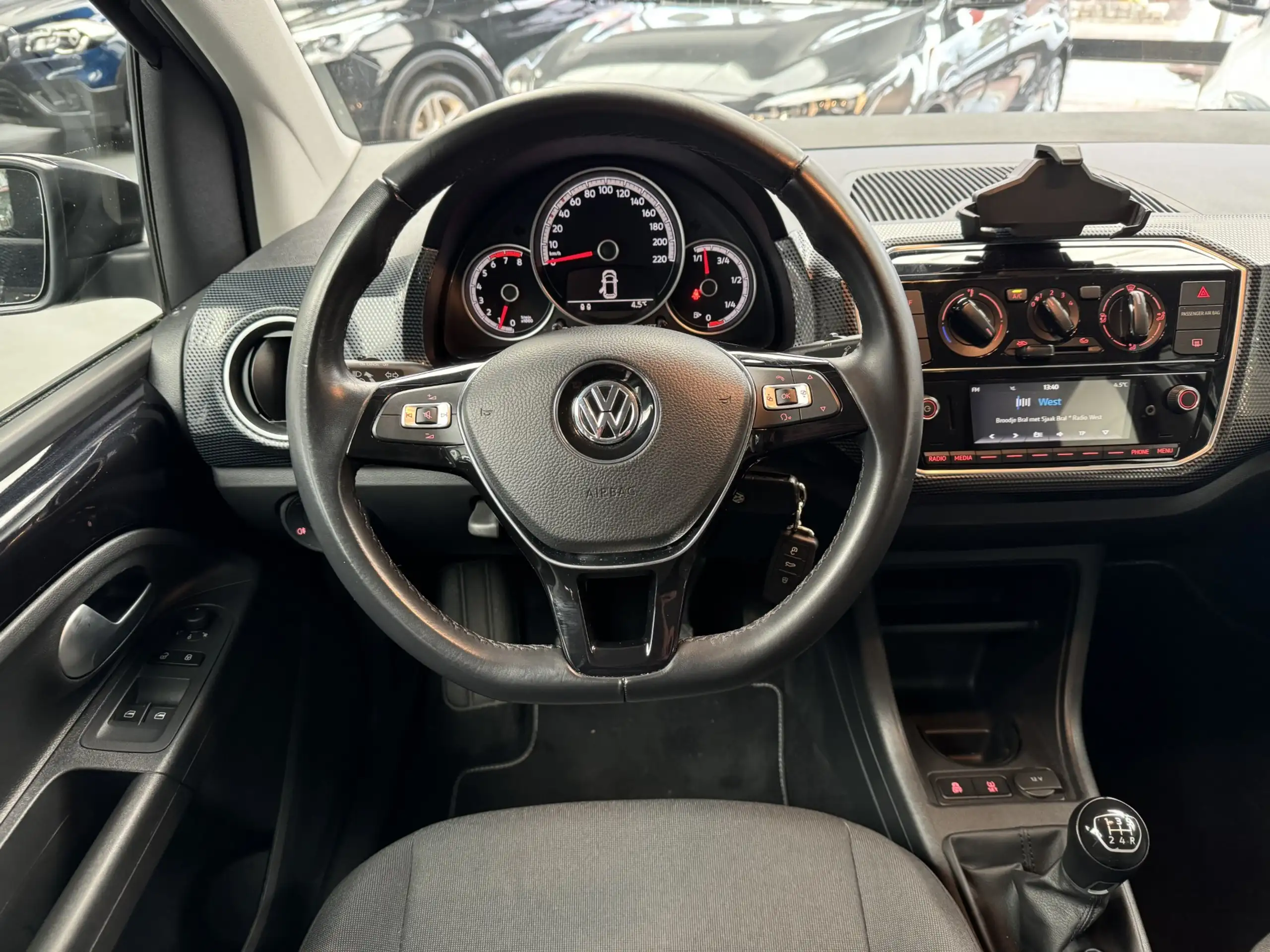 Volkswagen - up!