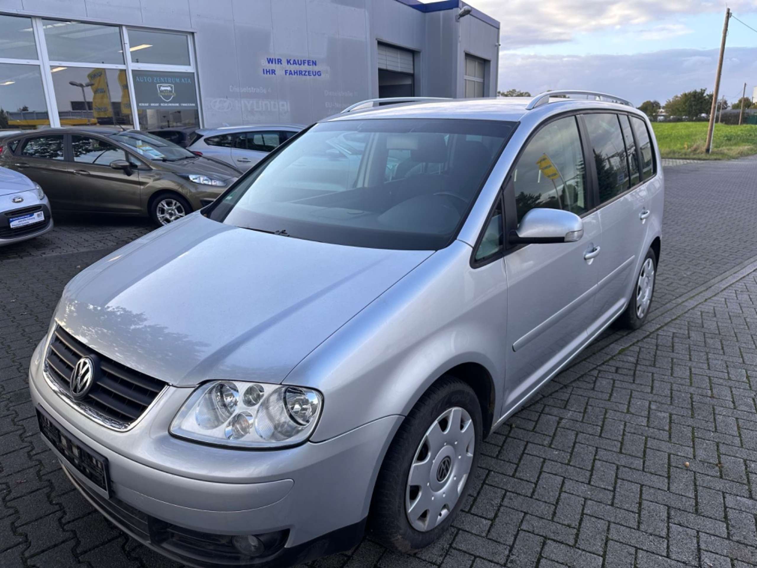 Volkswagen - Touran