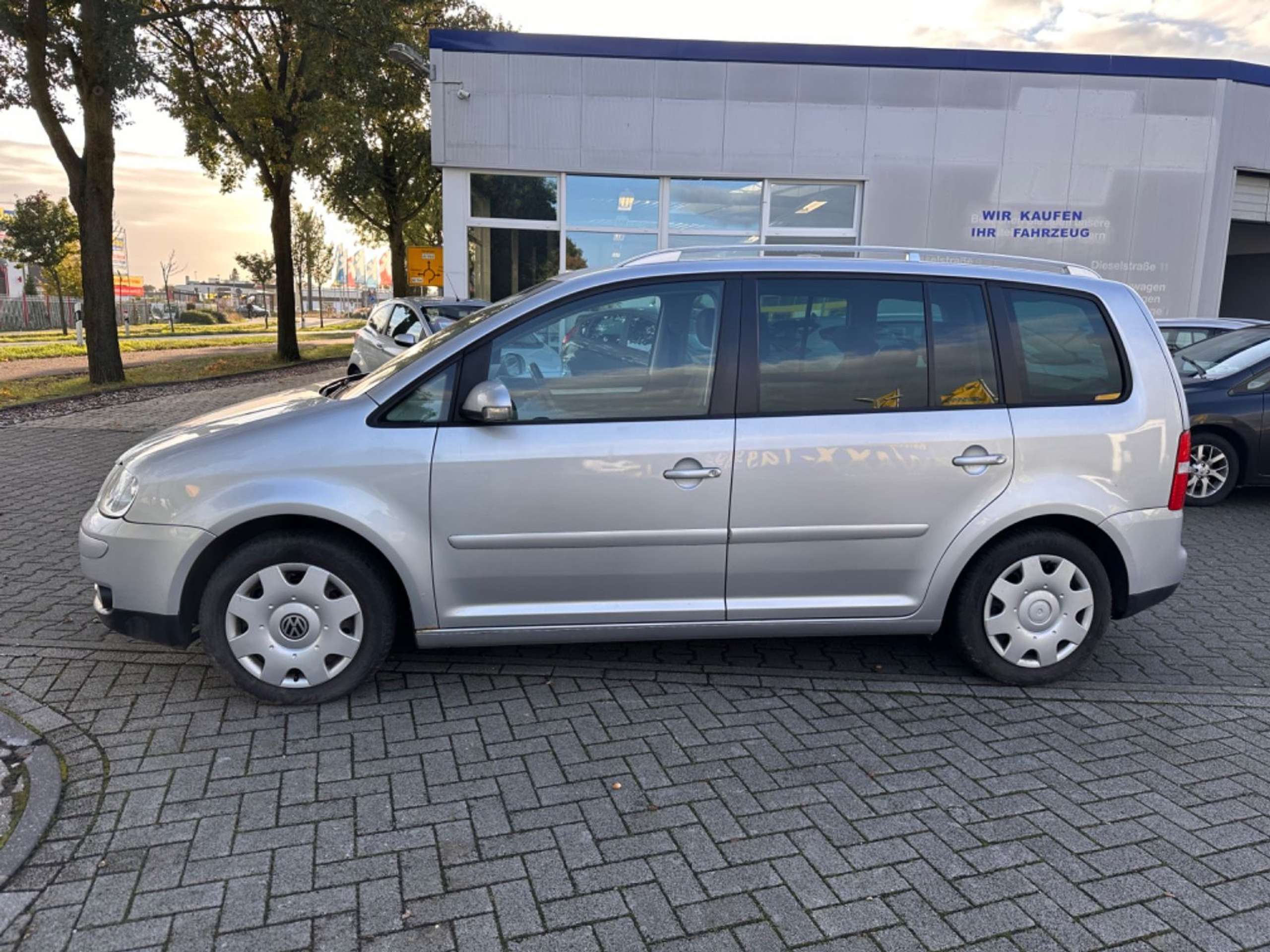 Volkswagen - Touran