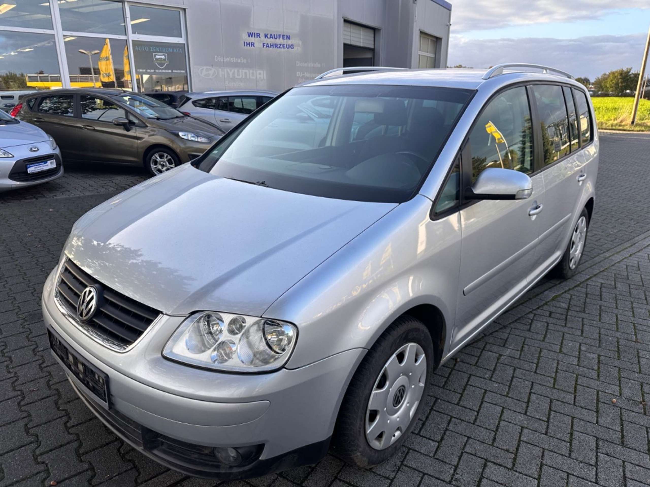 Volkswagen - Touran