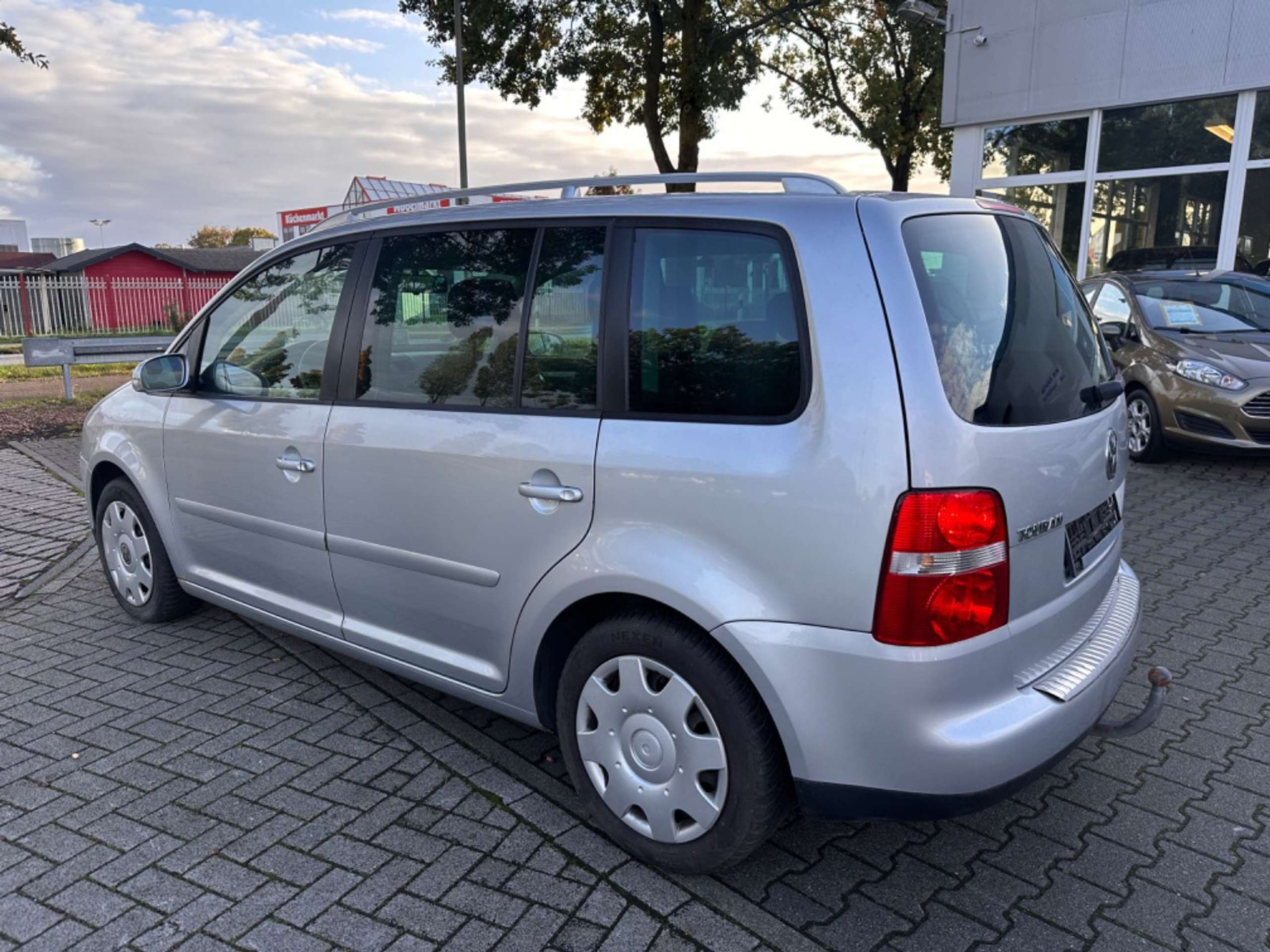 Volkswagen - Touran