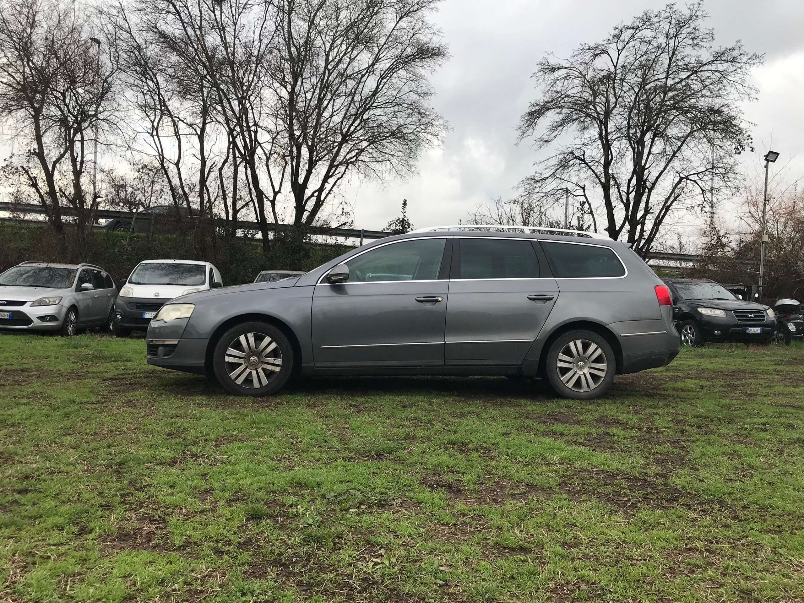 Volkswagen - Passat