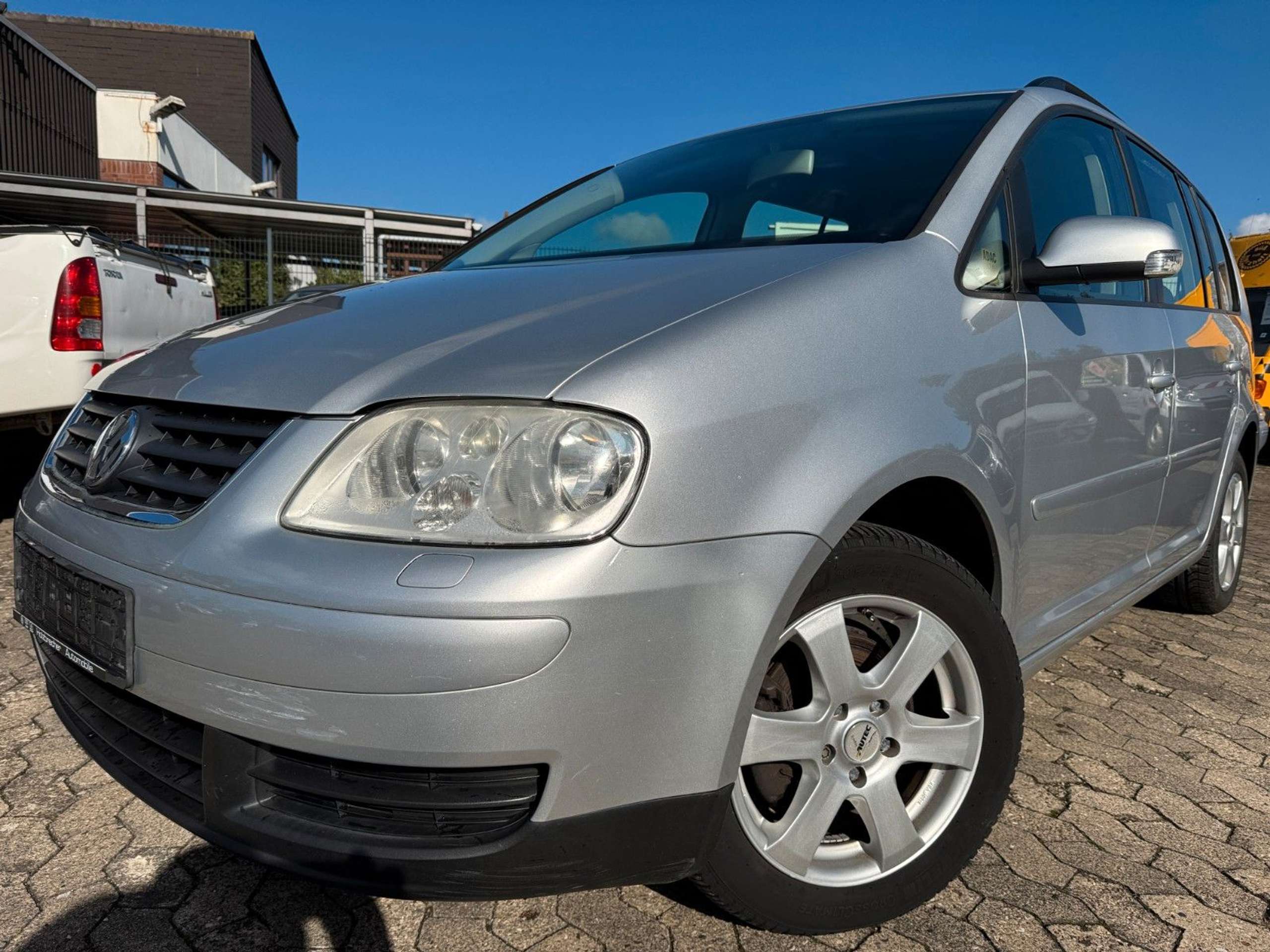 Volkswagen - Touran