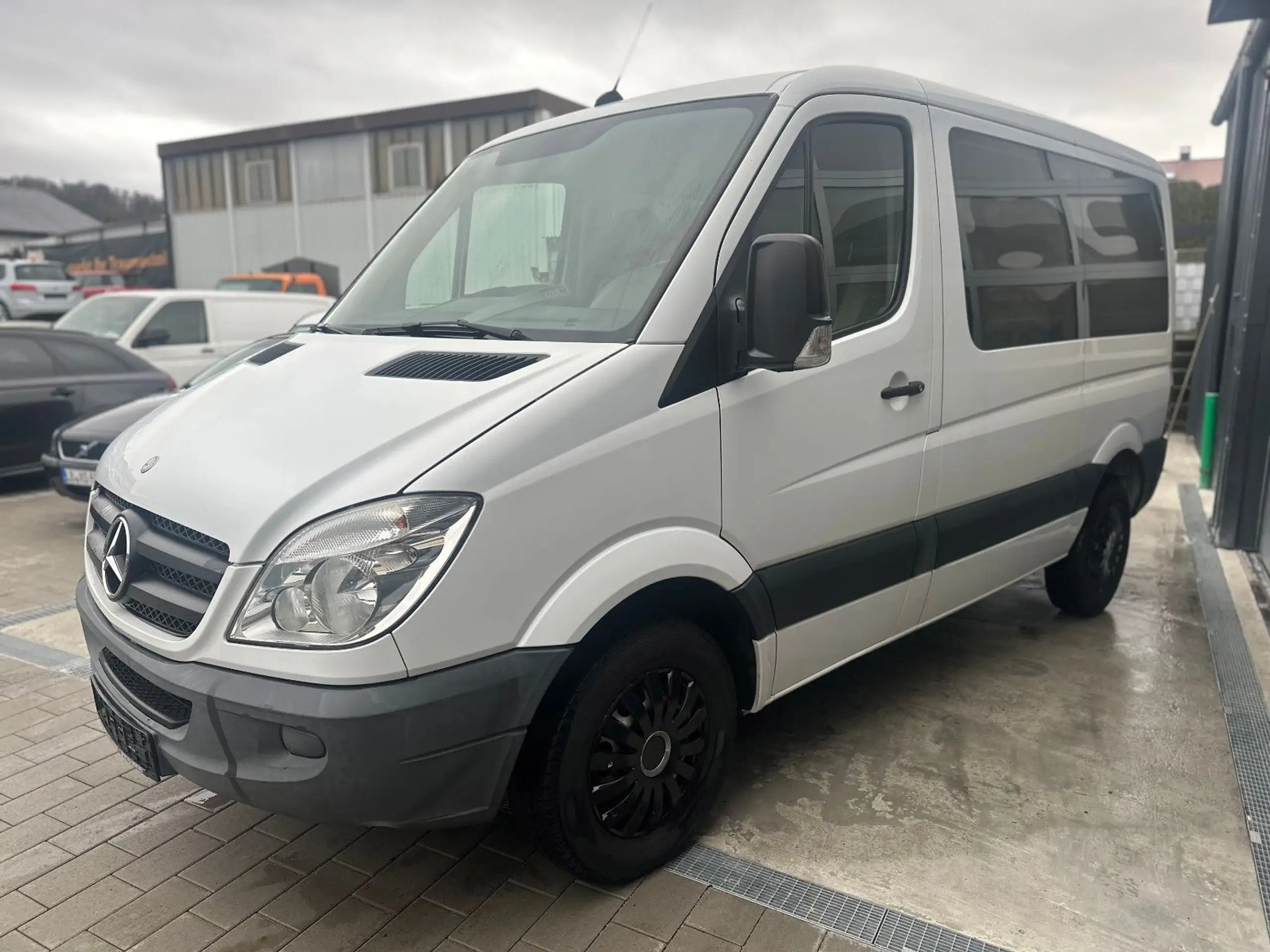 Mercedes-Benz - Sprinter