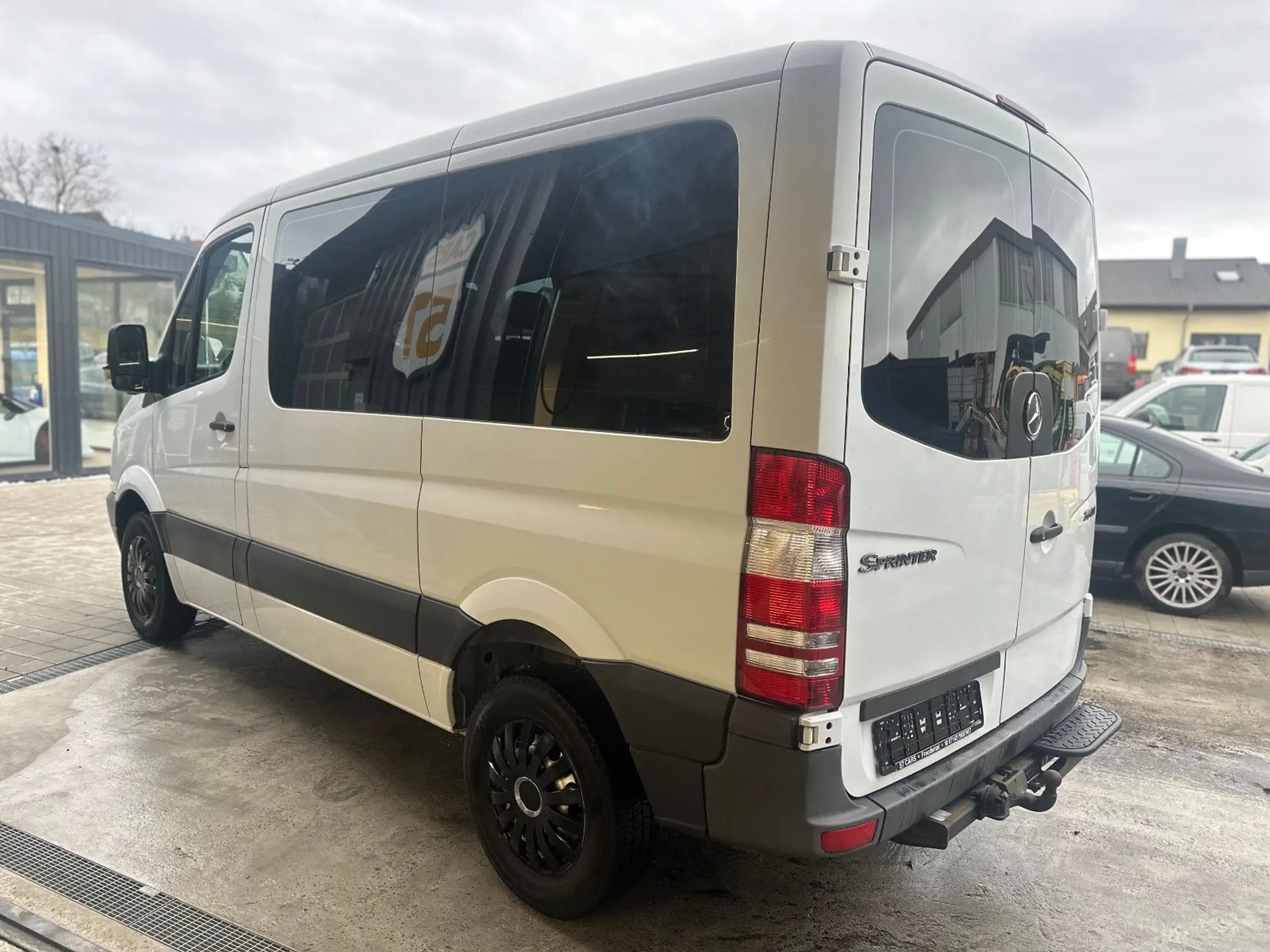 Mercedes-Benz - Sprinter