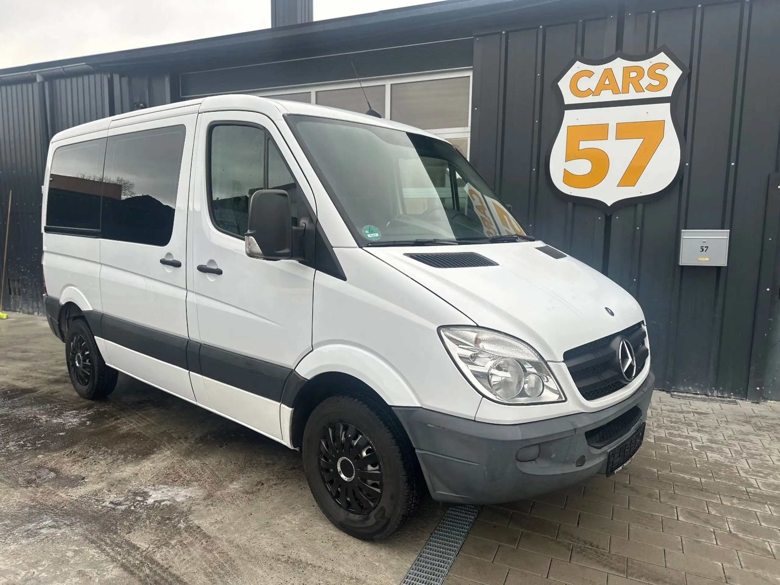 Mercedes-Benz - Sprinter