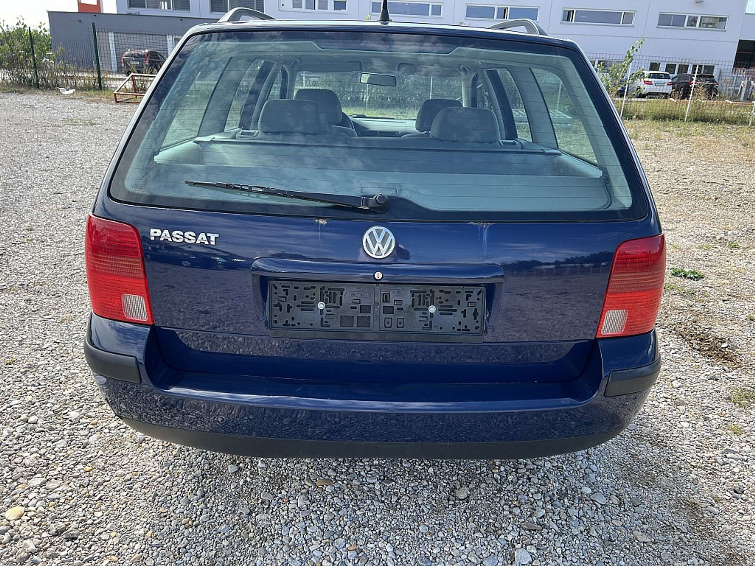 Volkswagen - Passat Variant