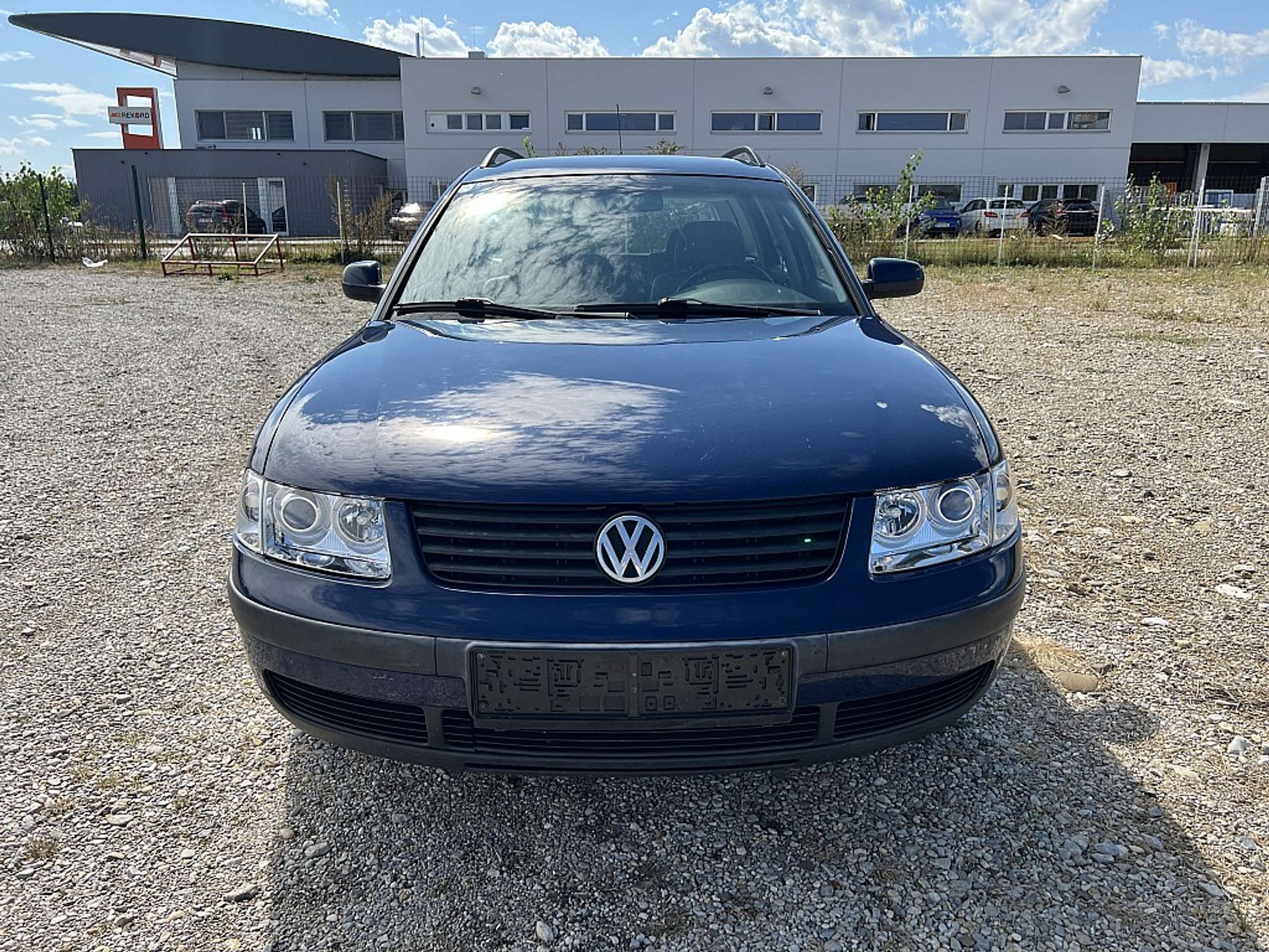 Volkswagen - Passat Variant