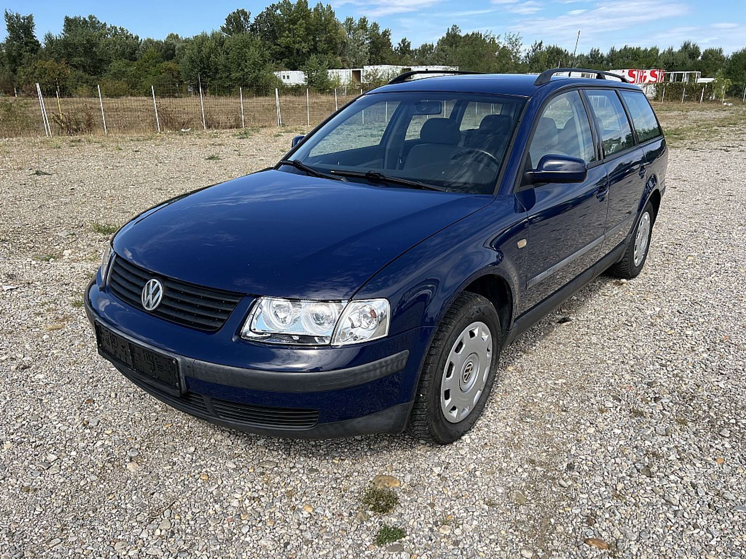 Volkswagen - Passat Variant