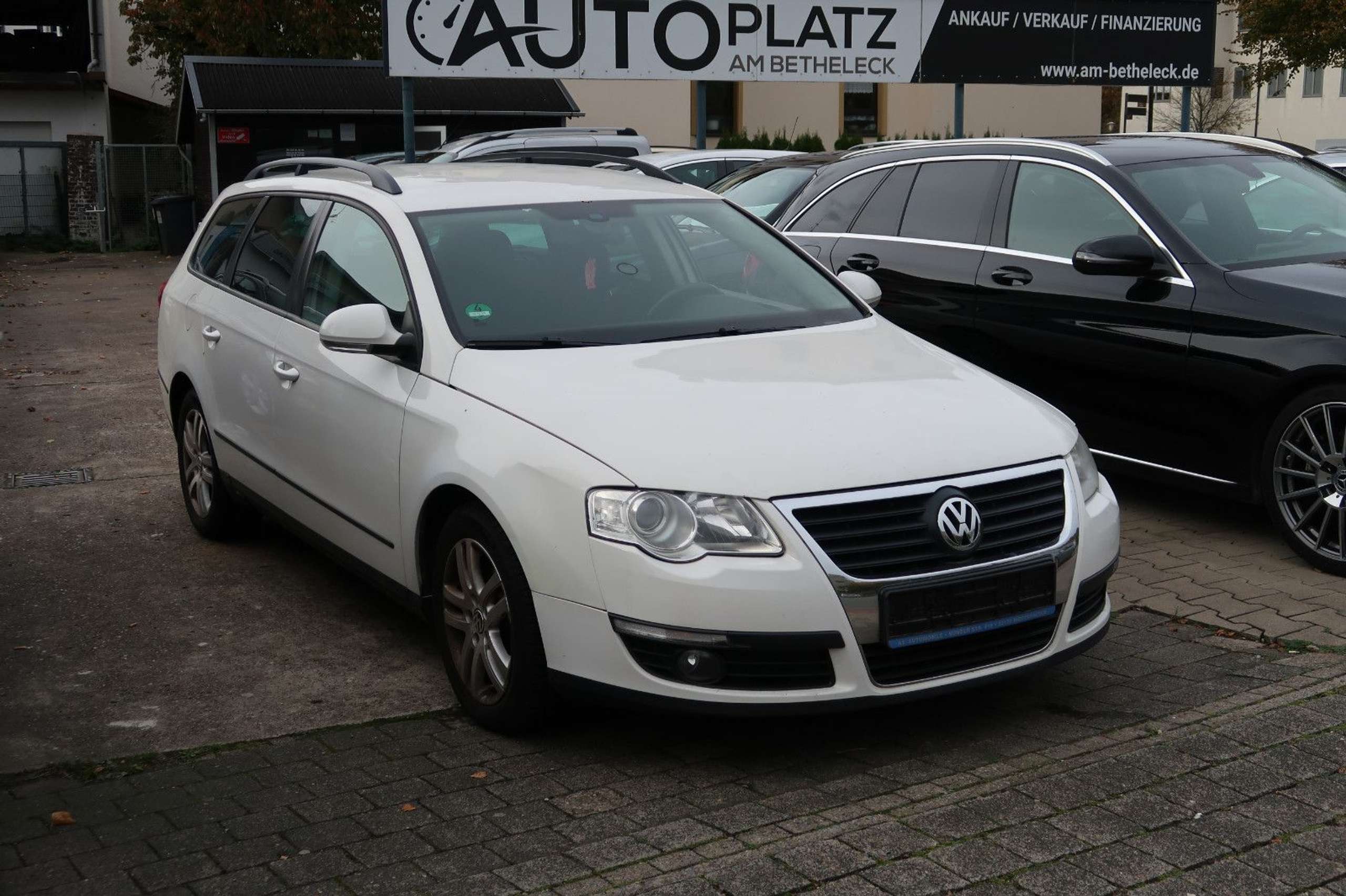 Volkswagen - Passat Variant