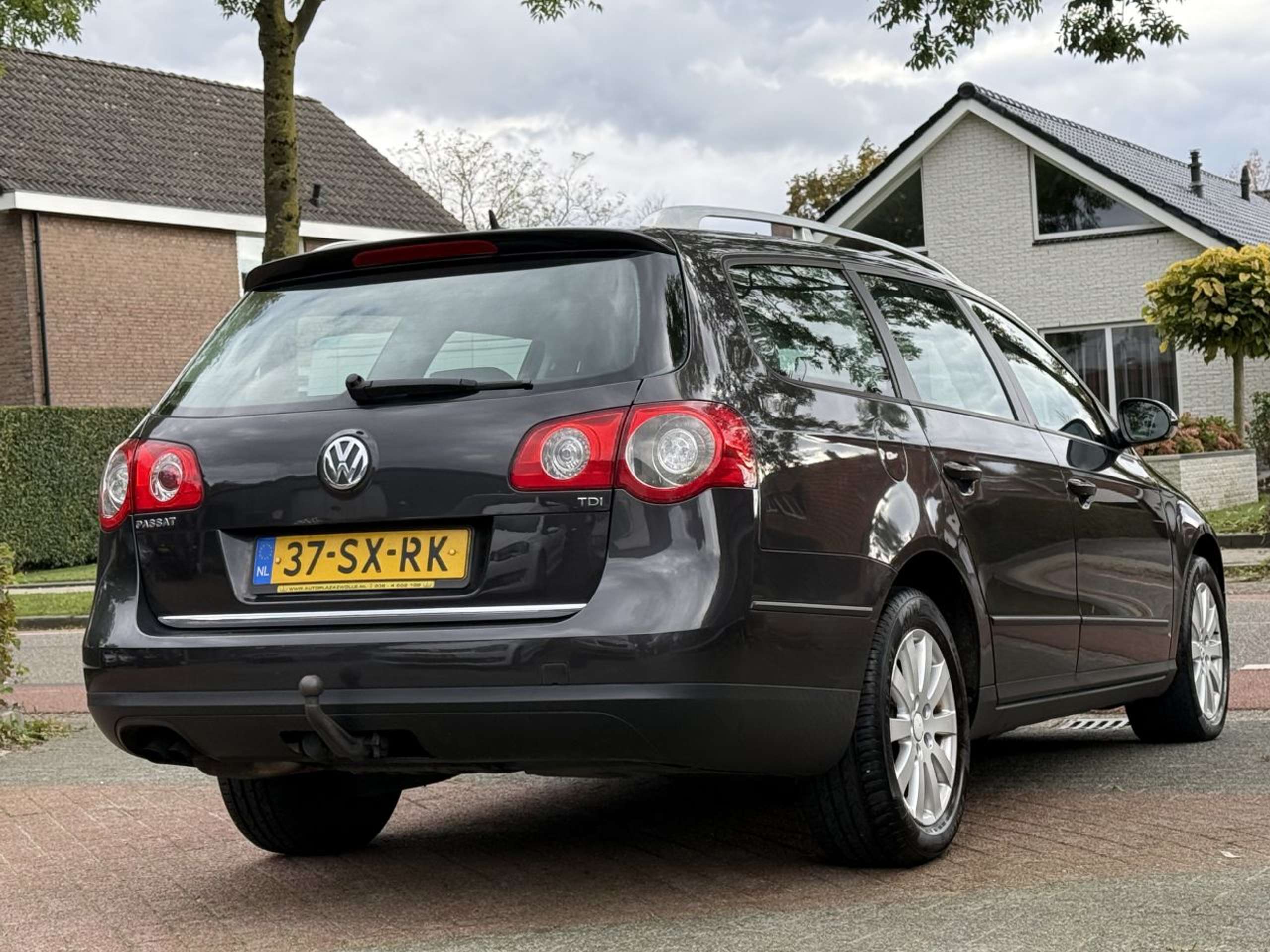 Volkswagen - Passat Variant