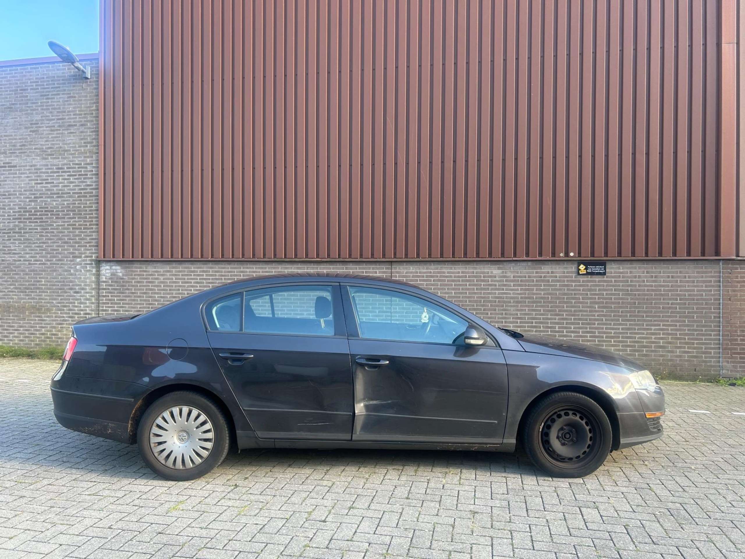 Volkswagen - Passat