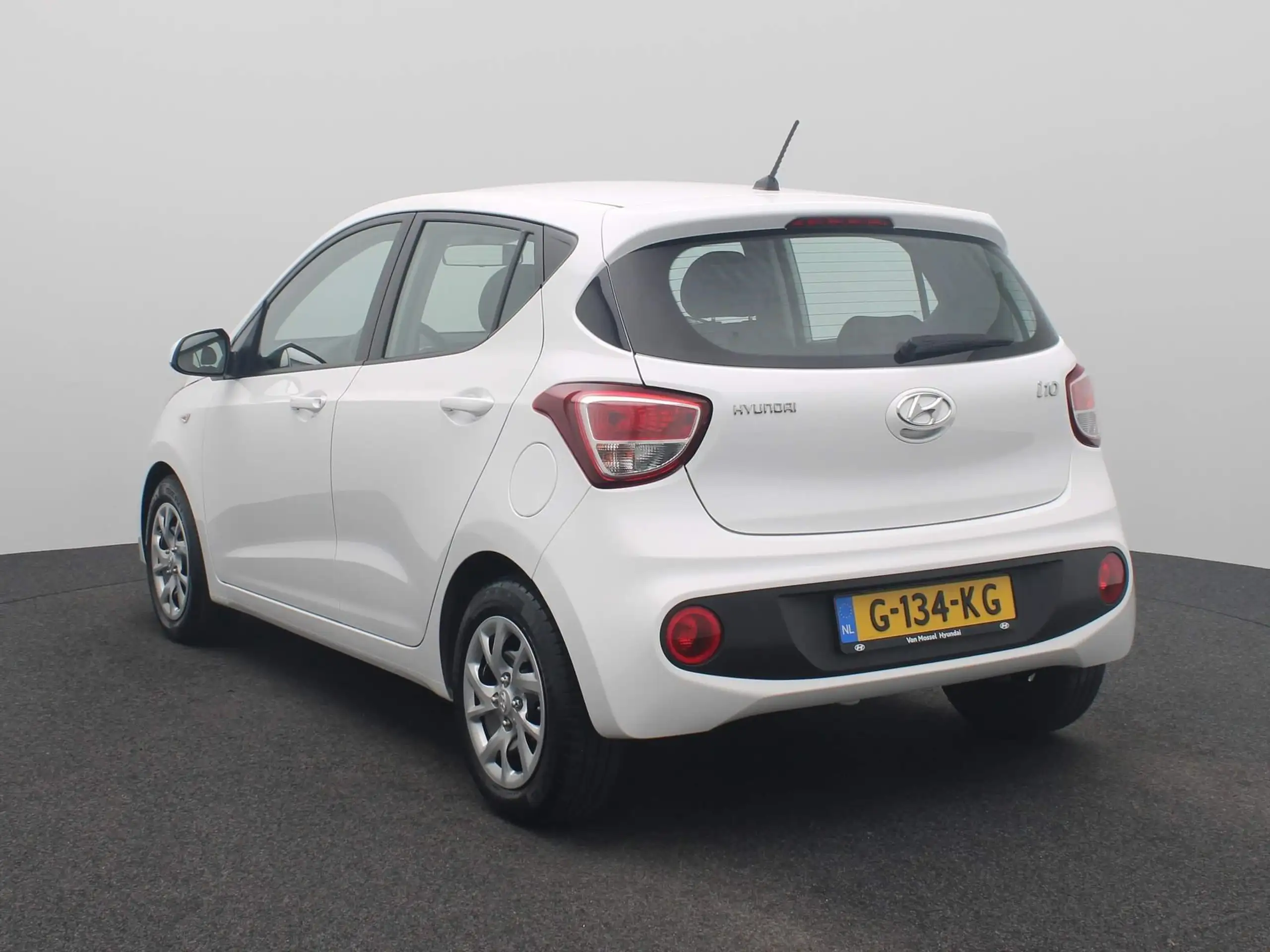 Hyundai - i10