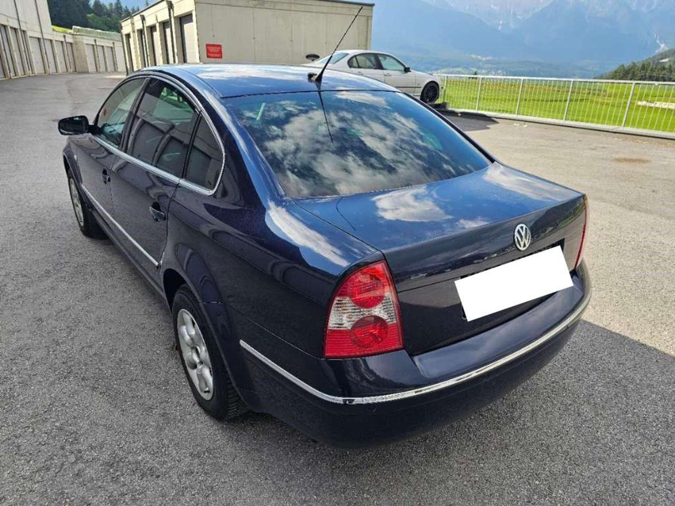 Volkswagen - Passat