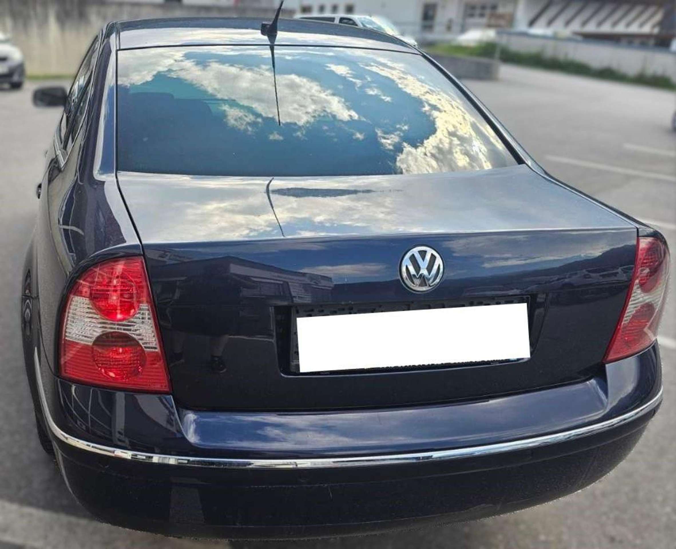 Volkswagen - Passat