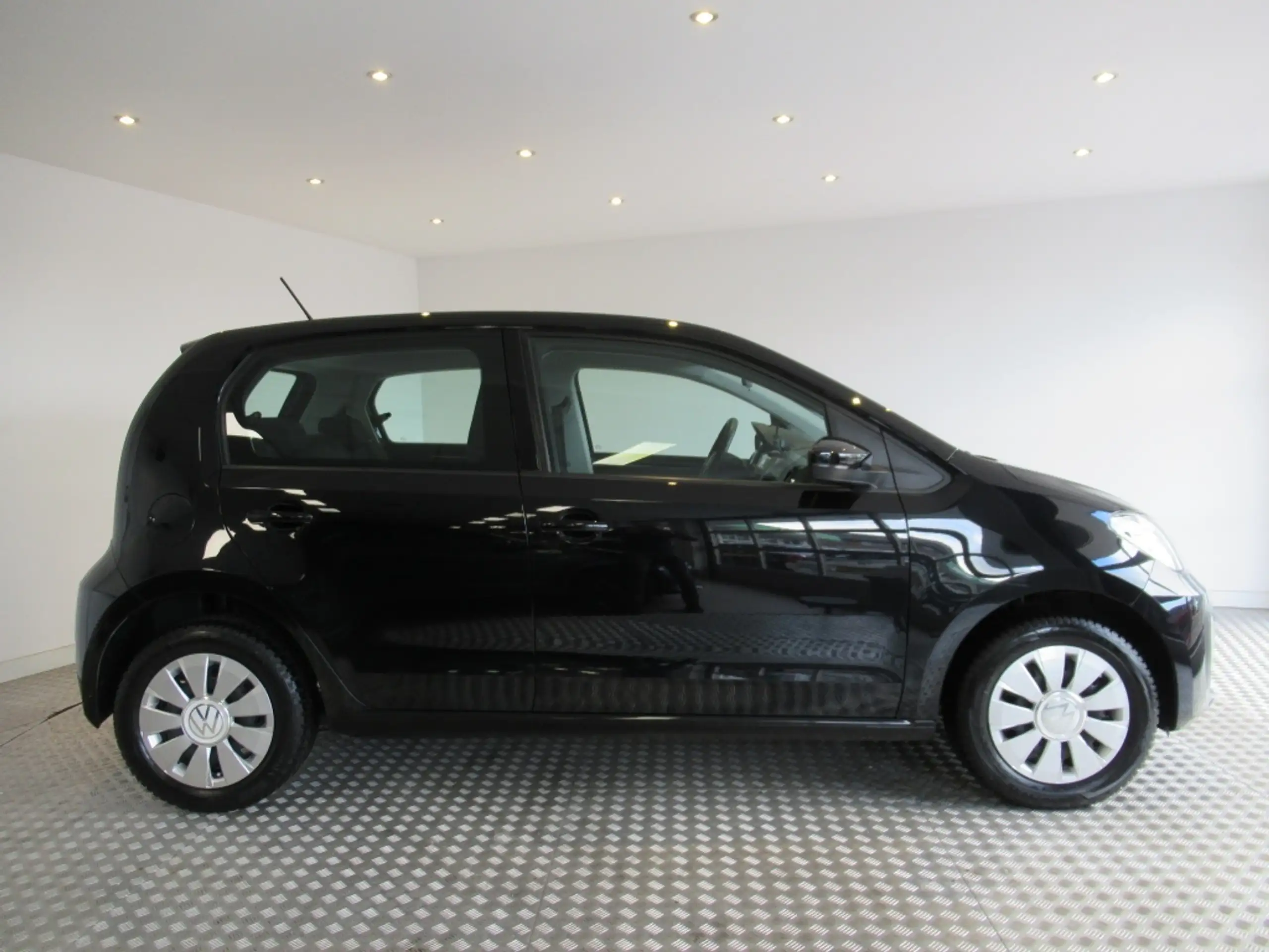 Volkswagen - up!