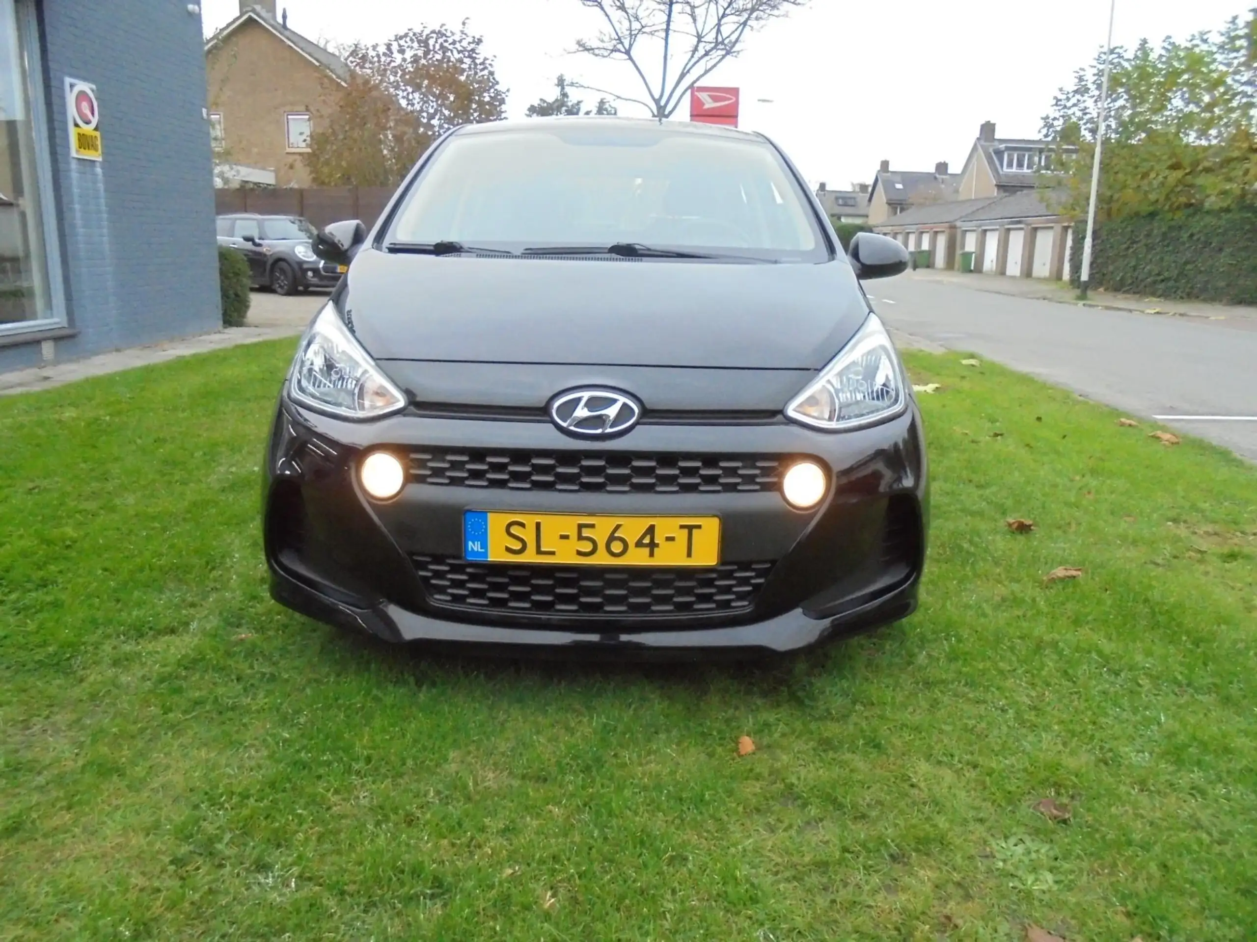 Hyundai - i10