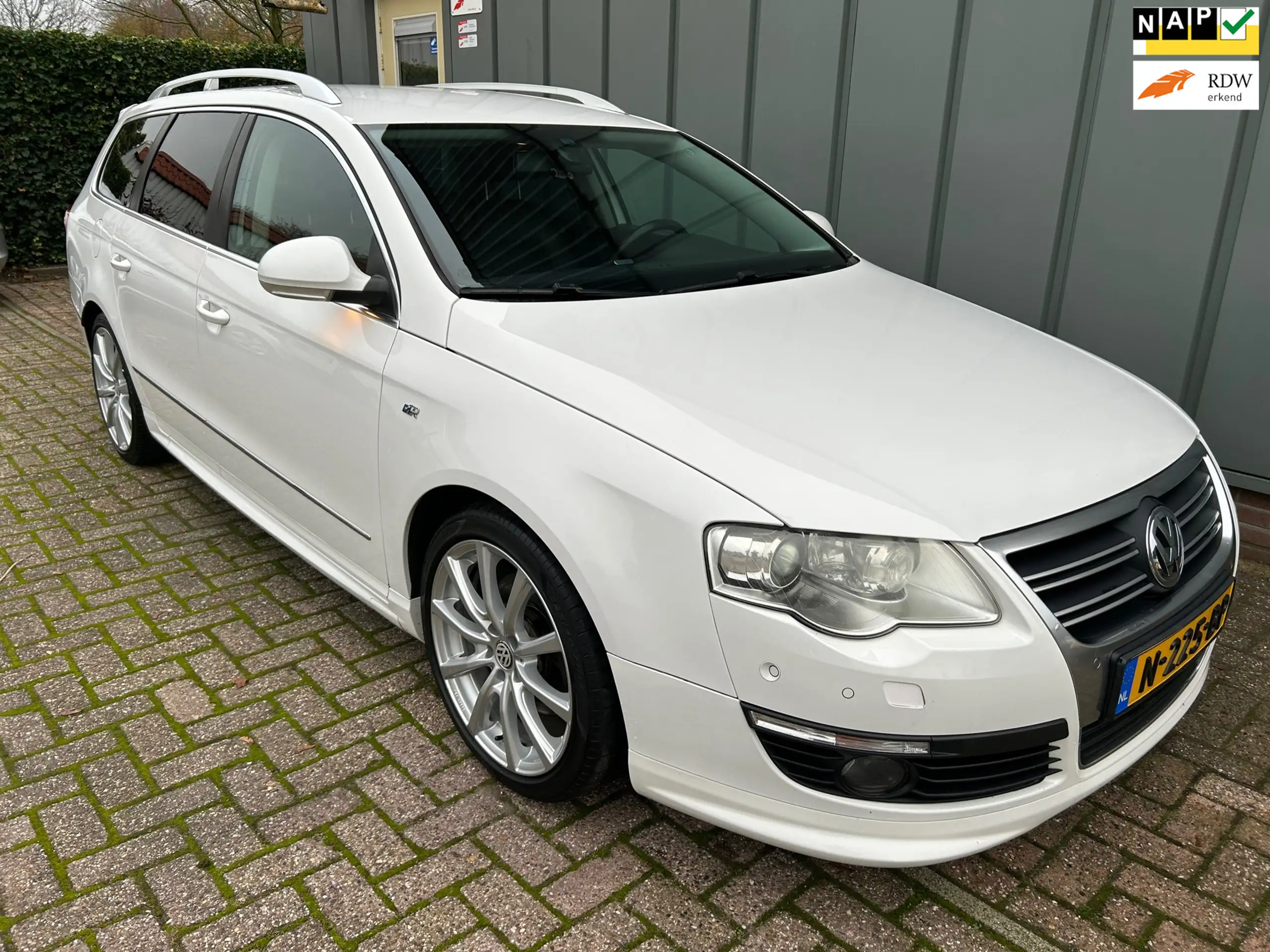 Volkswagen - Passat Variant