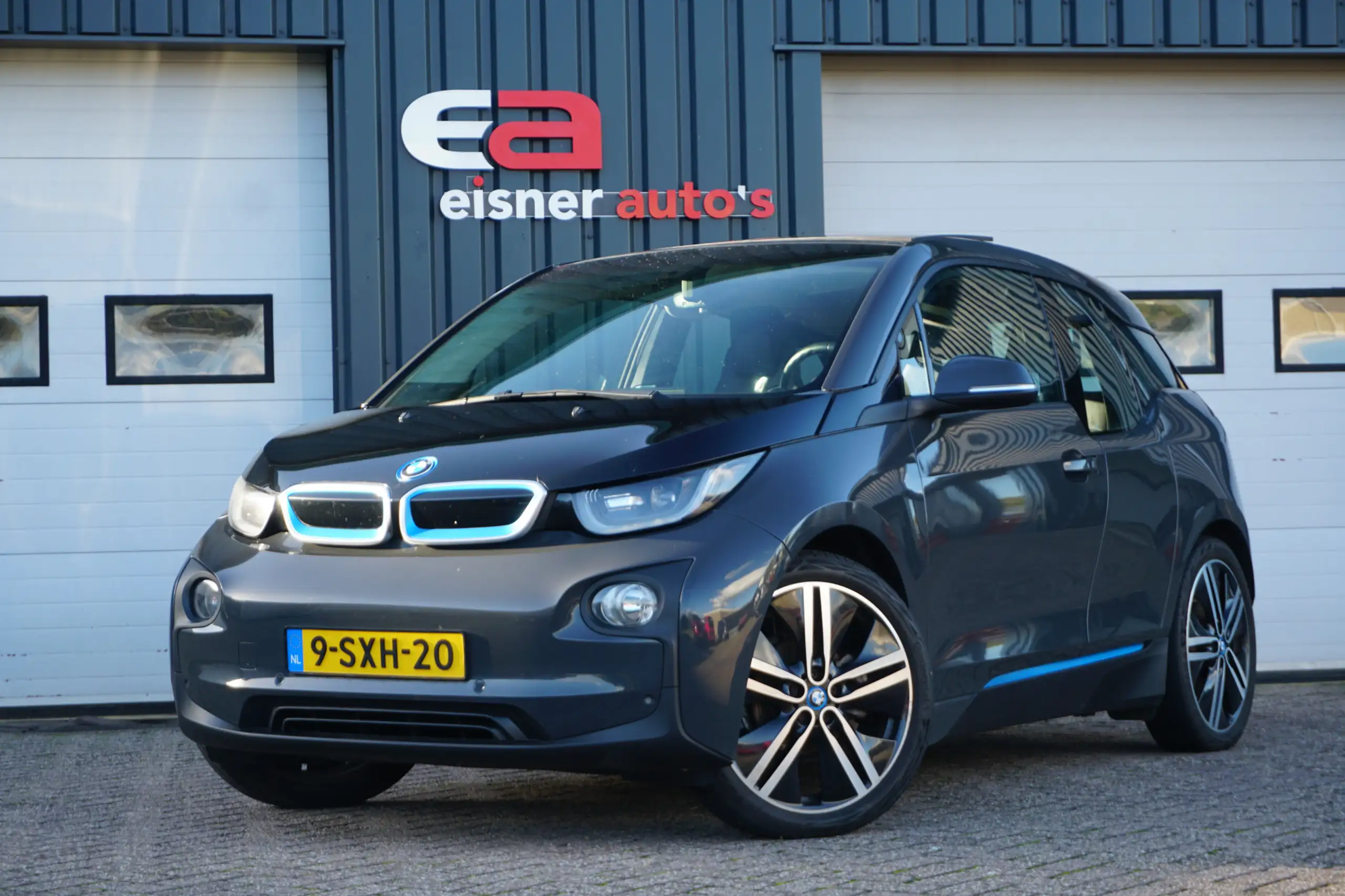 BMW - i3