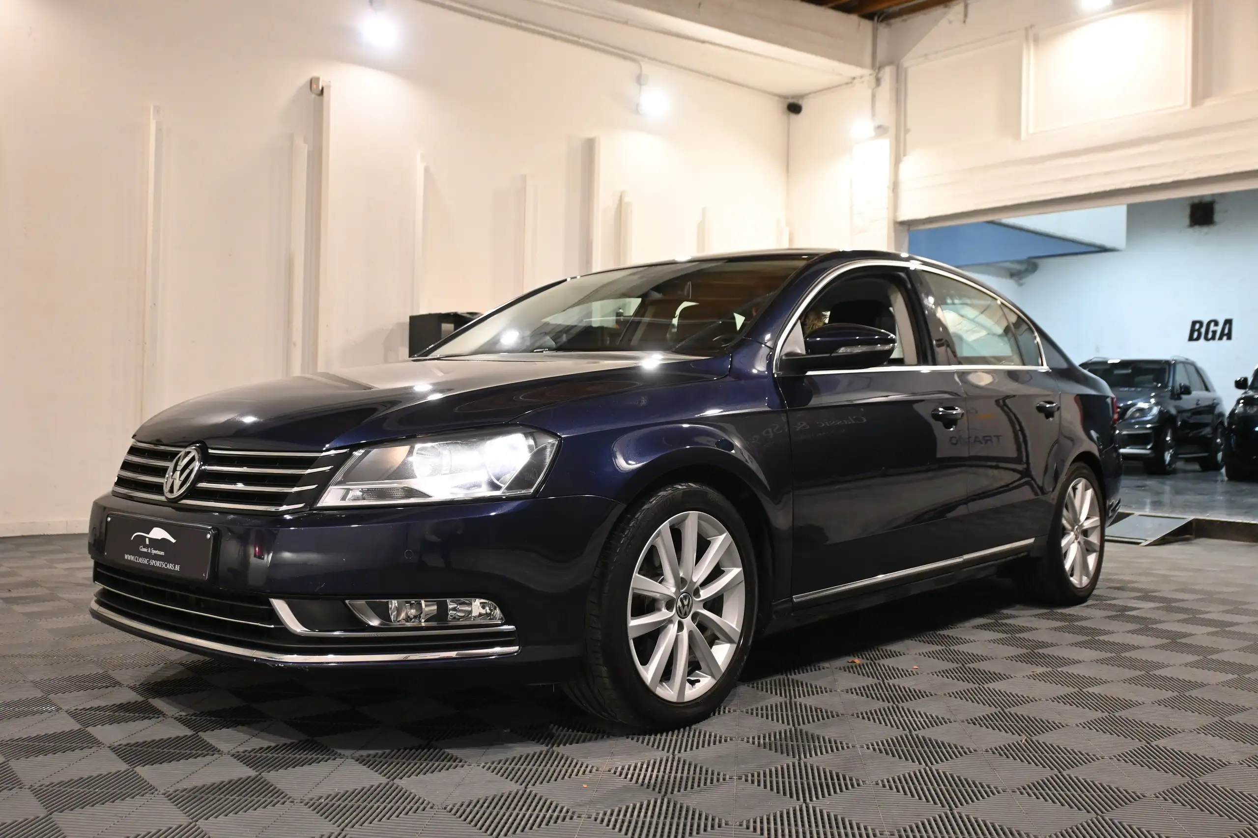 Volkswagen - Passat