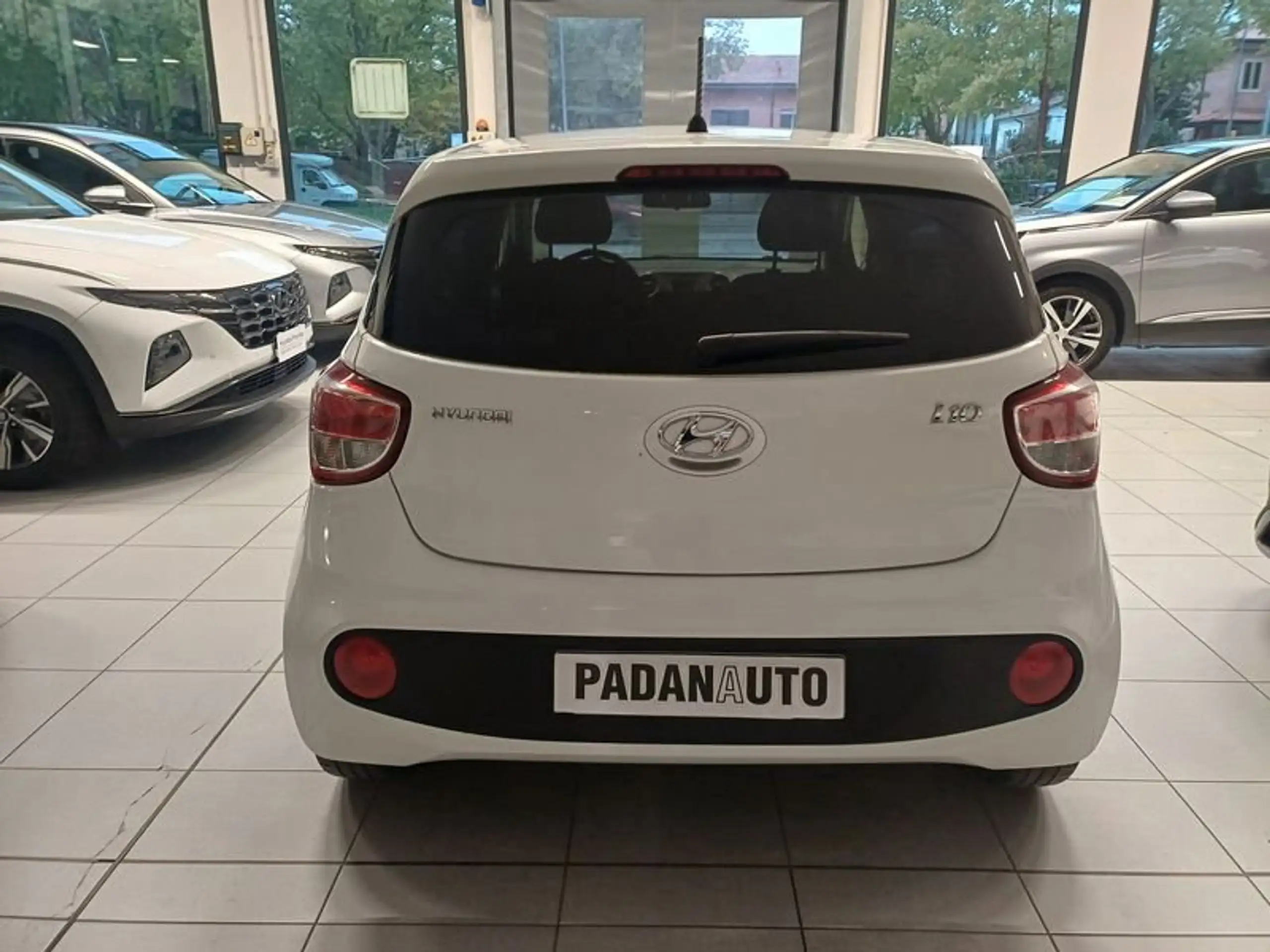 Hyundai - i10