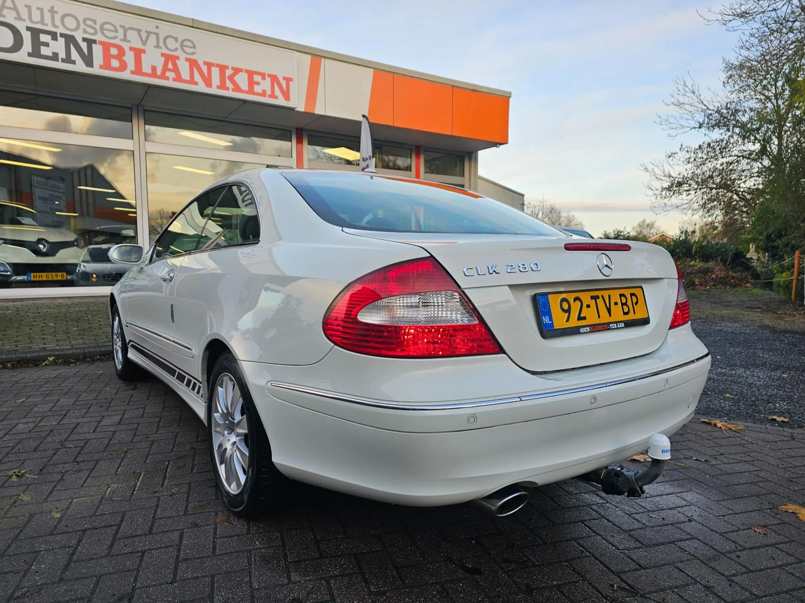 Mercedes-Benz - CLK 280