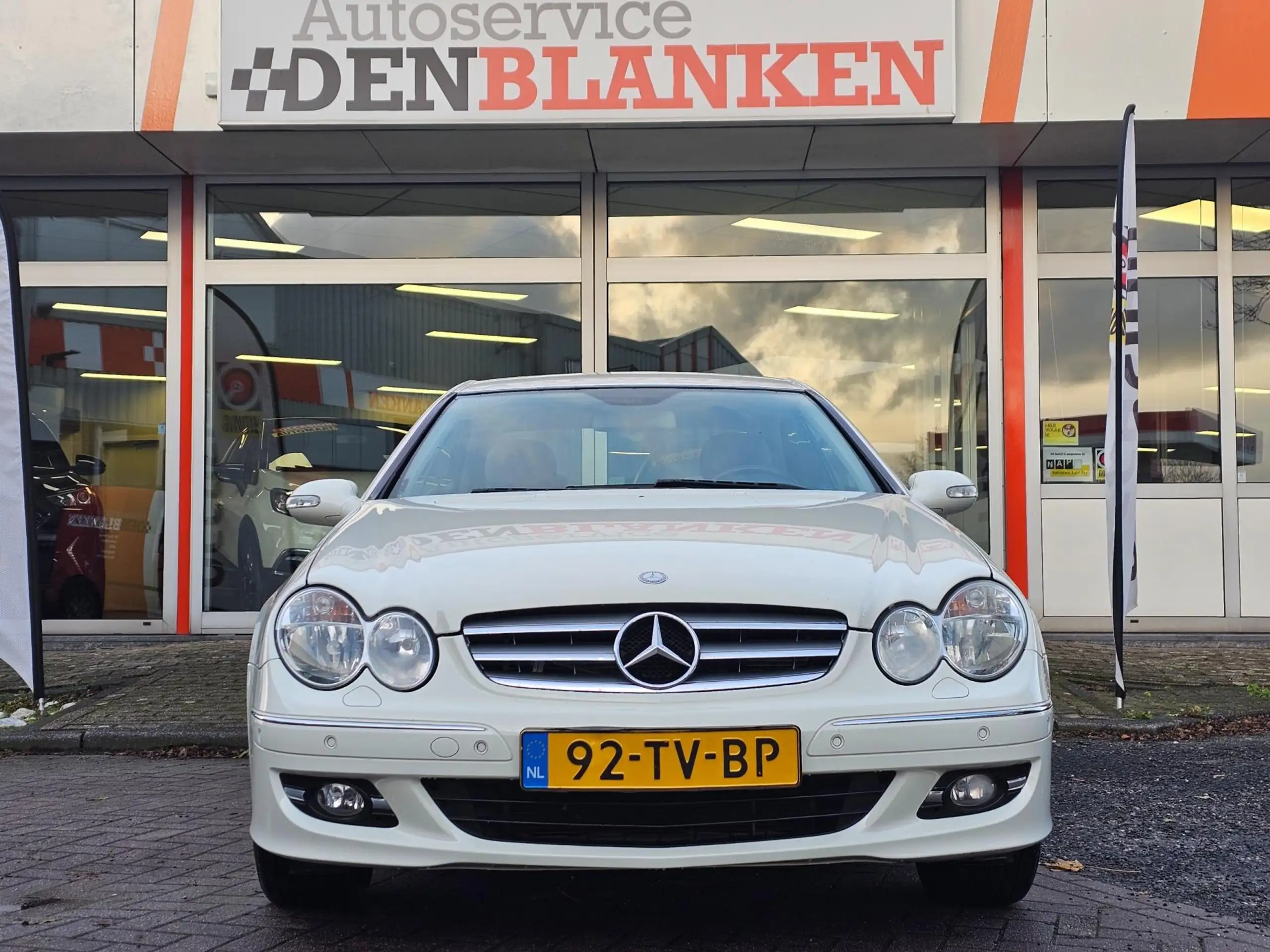 Mercedes-Benz - CLK 280