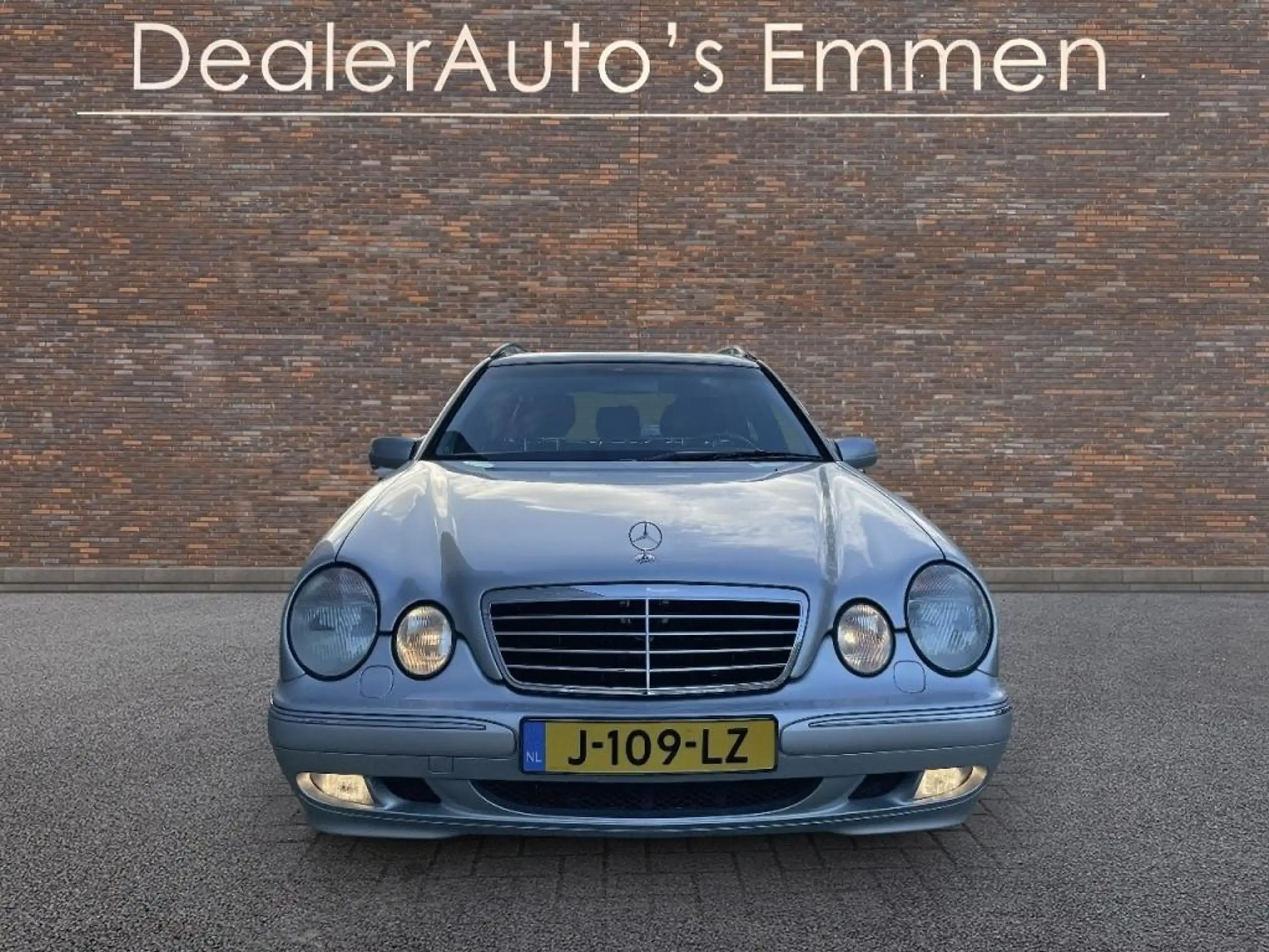 Mercedes-Benz - E 430