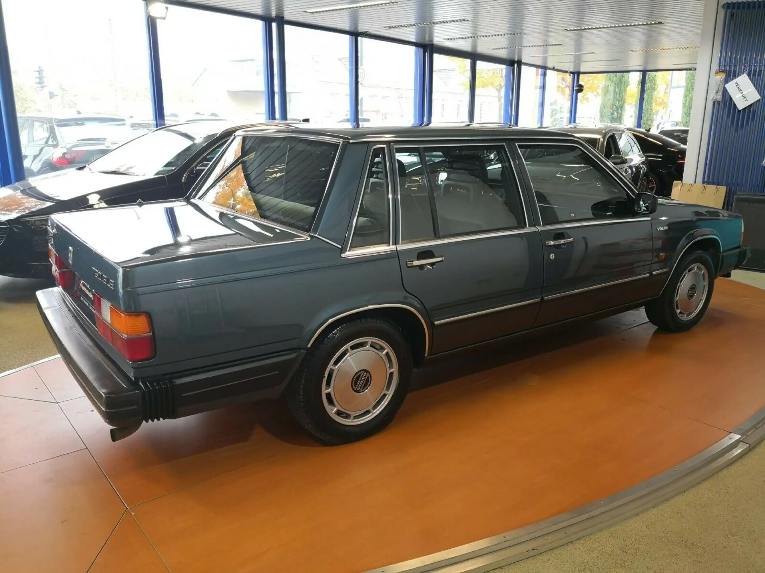 Volvo - 760