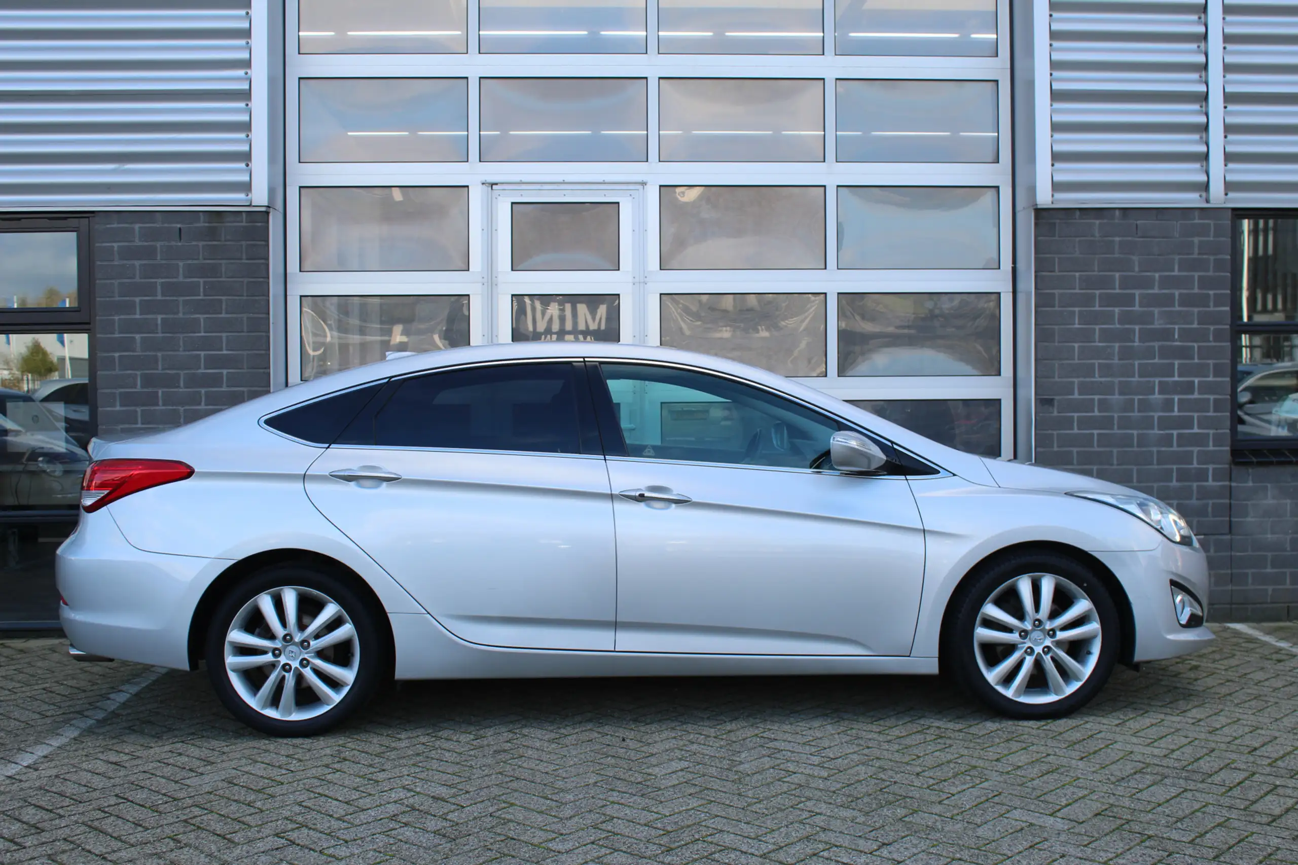 Hyundai - i40