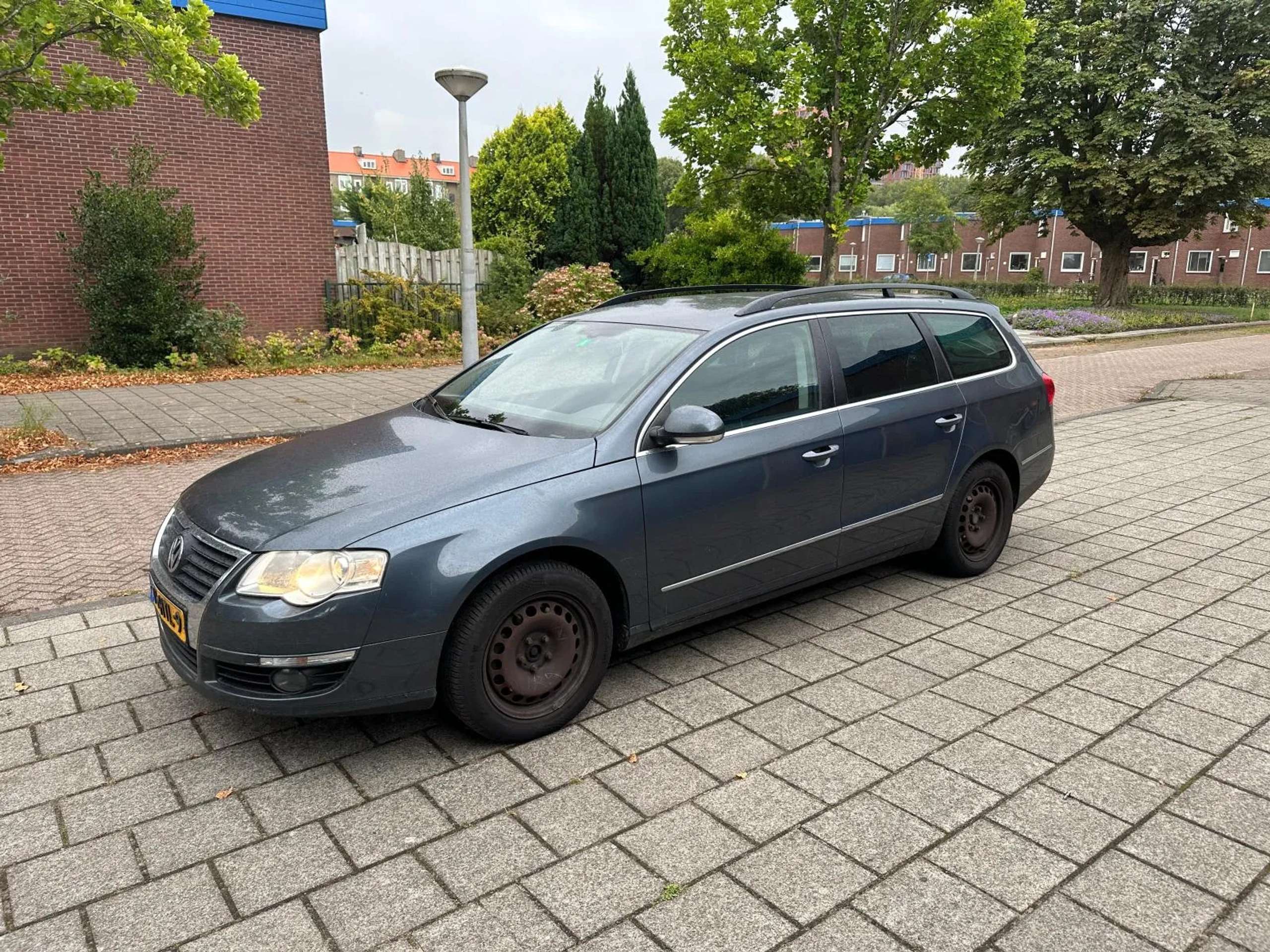 Volkswagen - Passat Variant