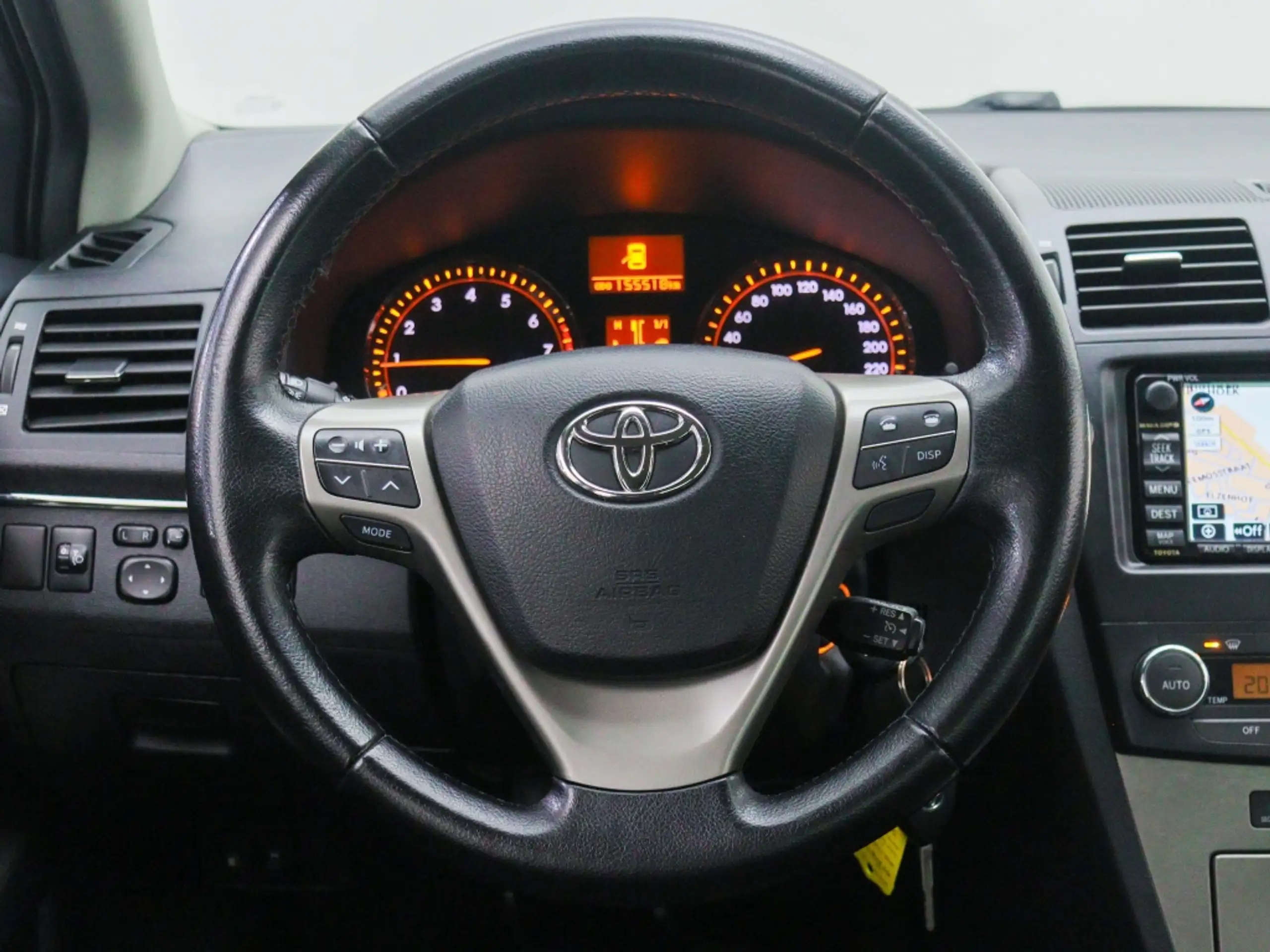 Toyota - Avensis