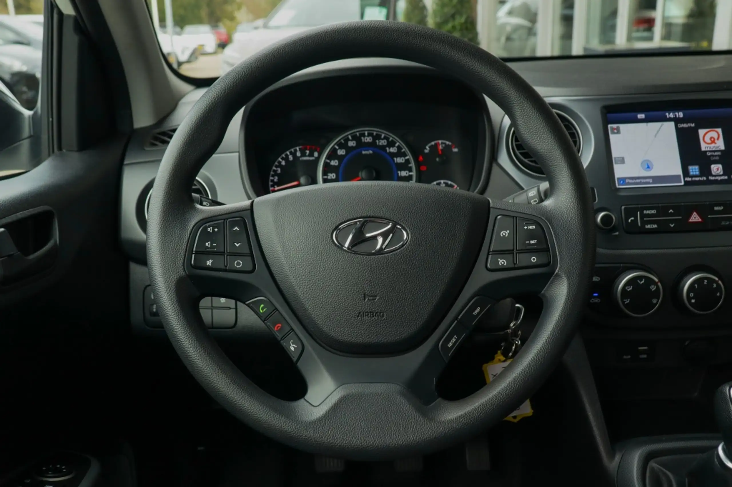 Hyundai - i10