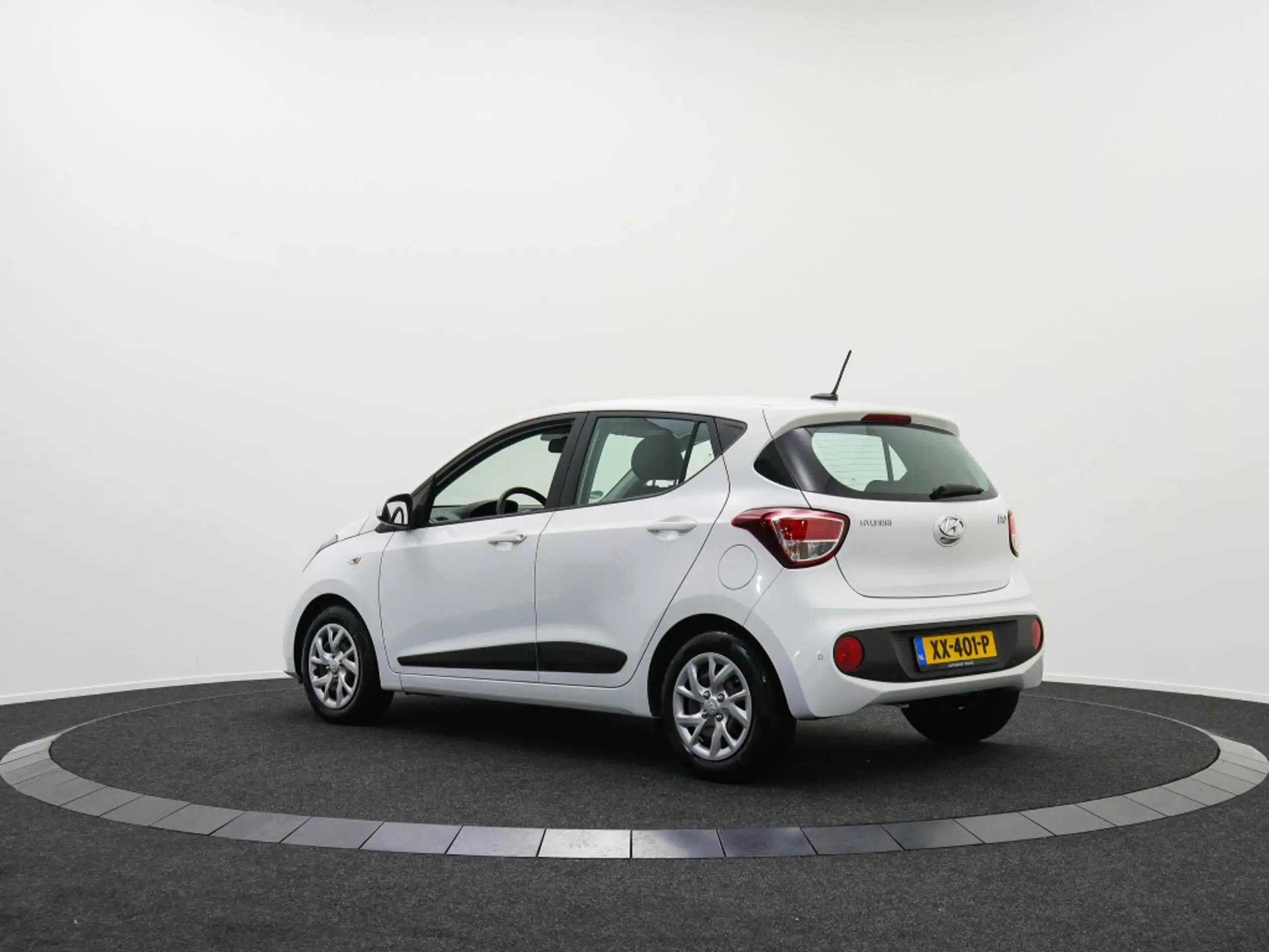 Hyundai - i10