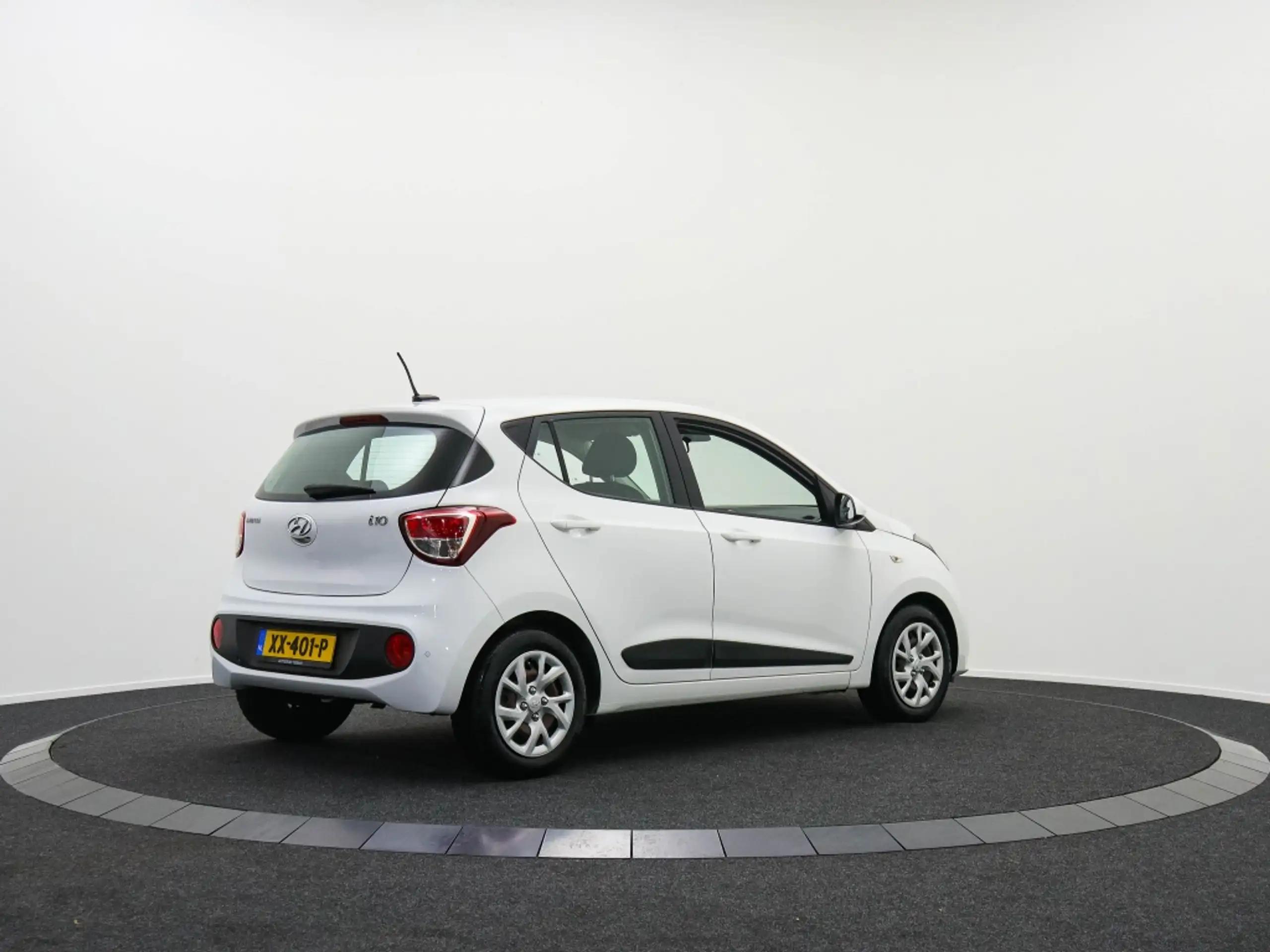 Hyundai - i10