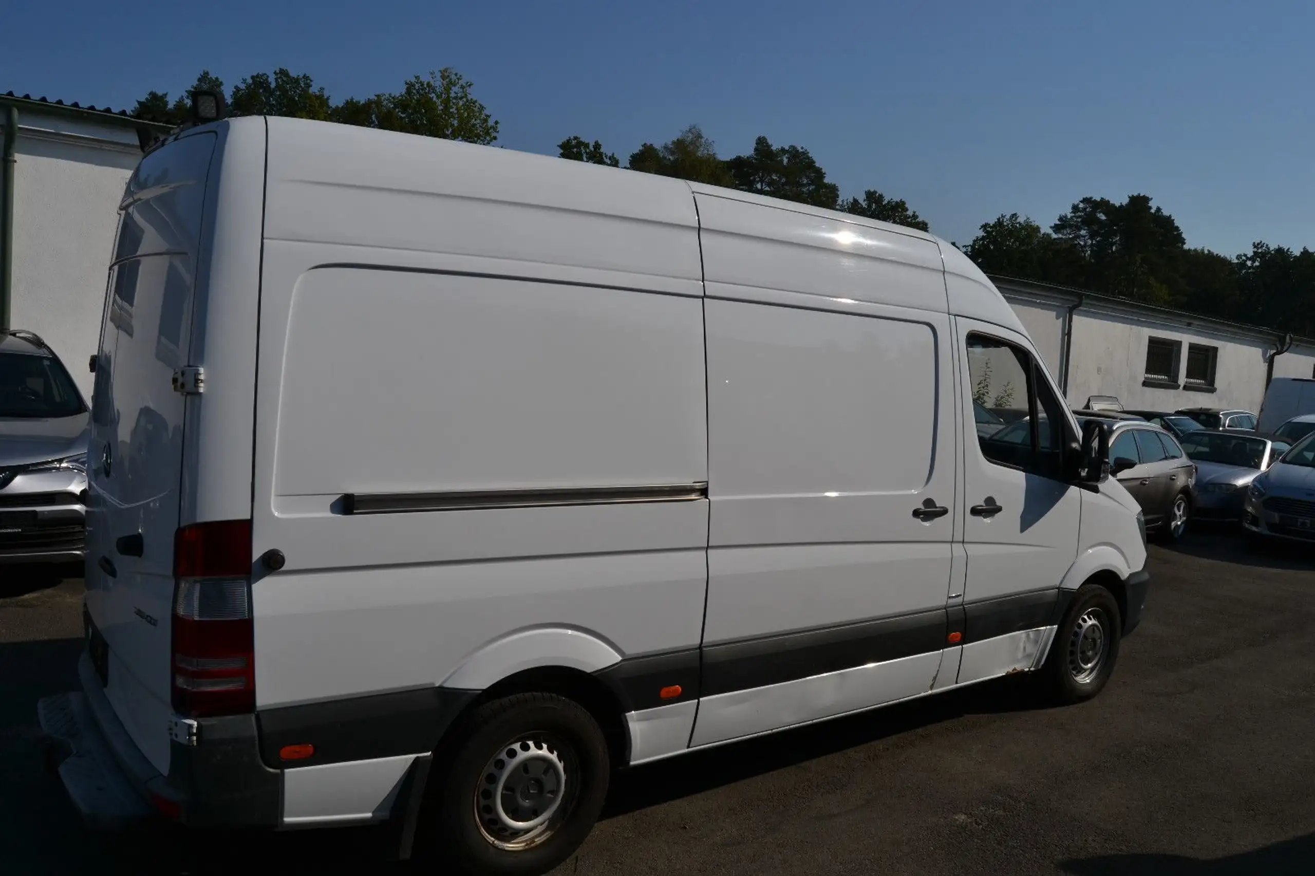 Mercedes-Benz - Sprinter