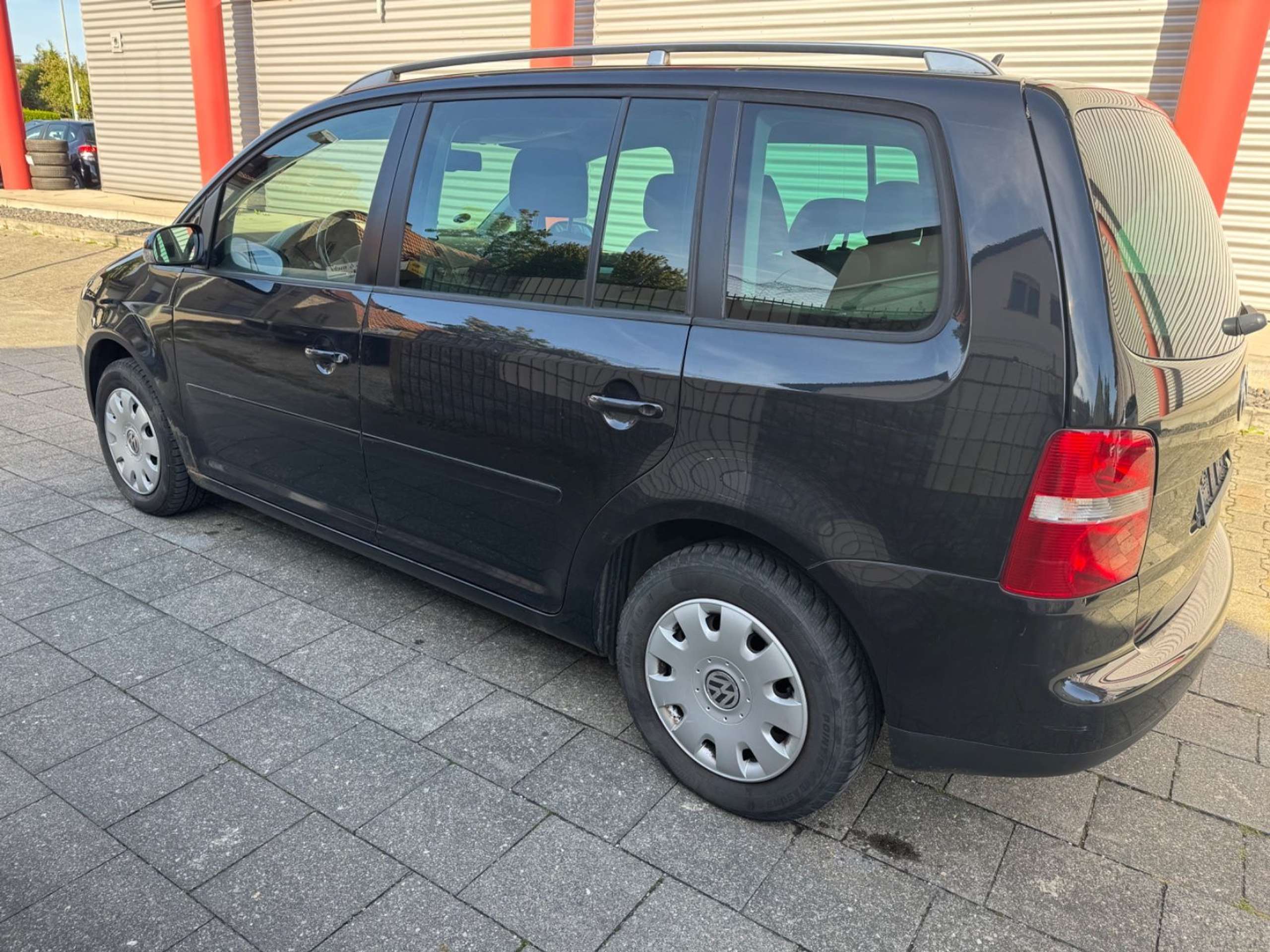 Volkswagen - Touran