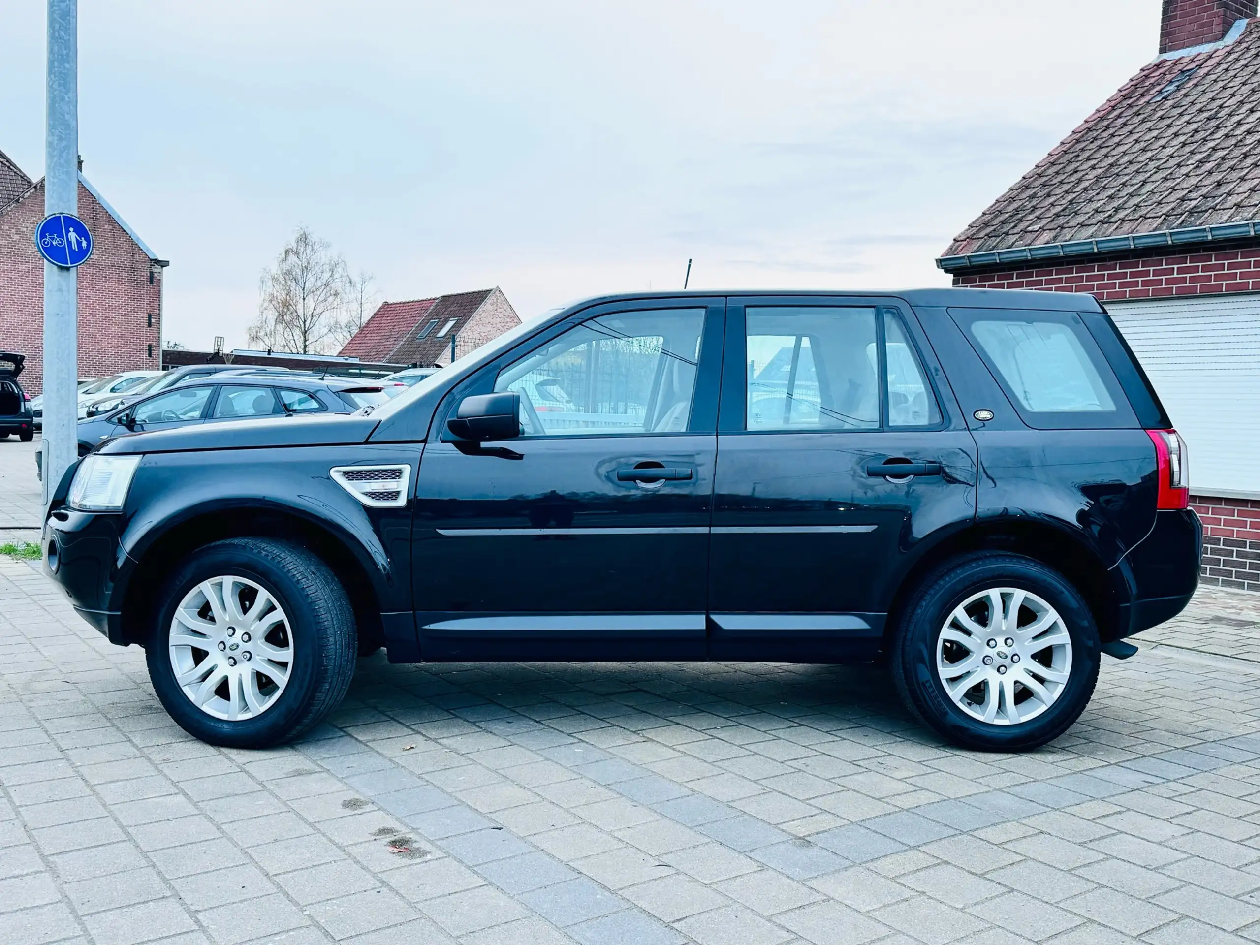 Land Rover - Freelander