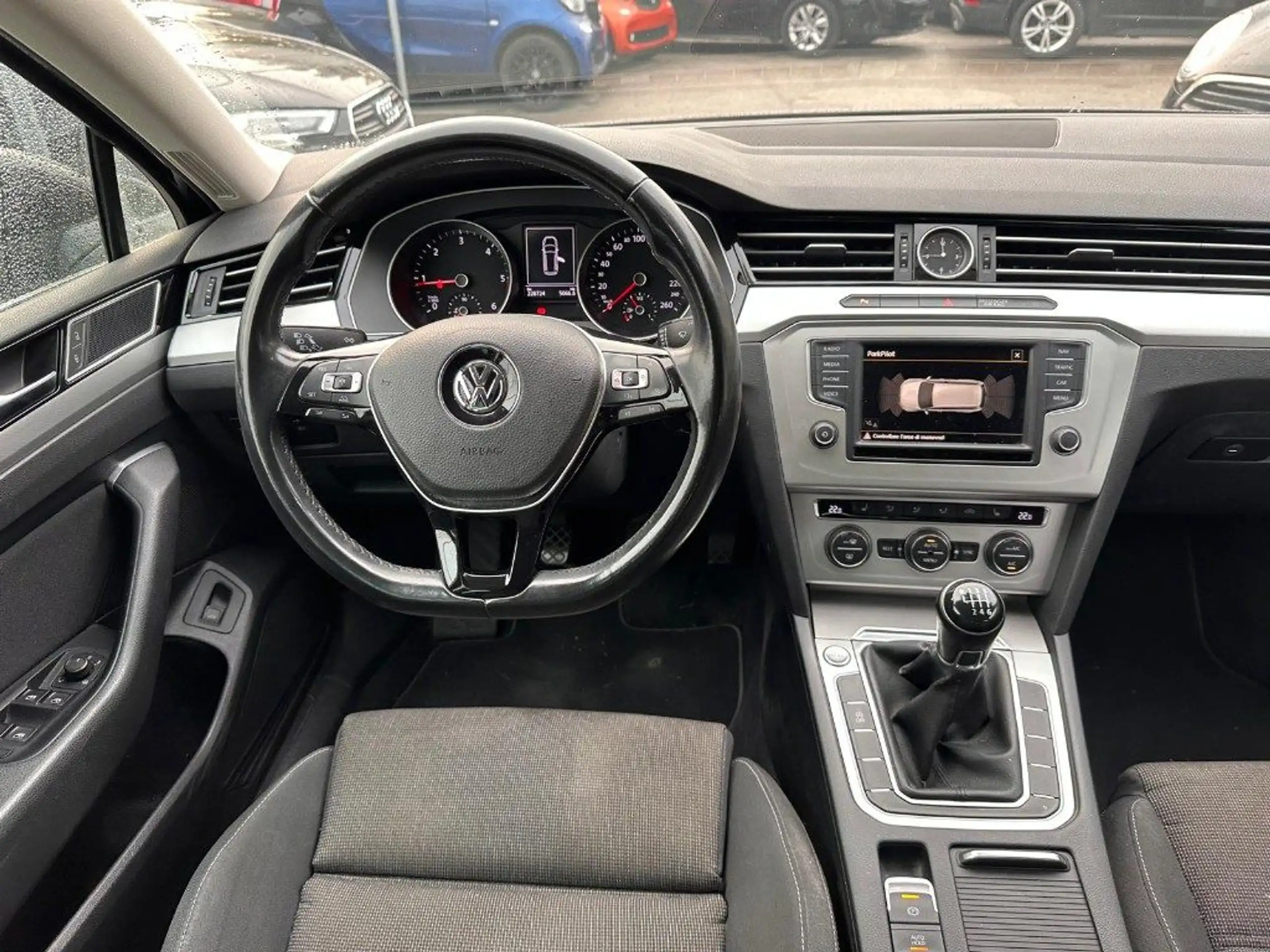 Volkswagen - Passat